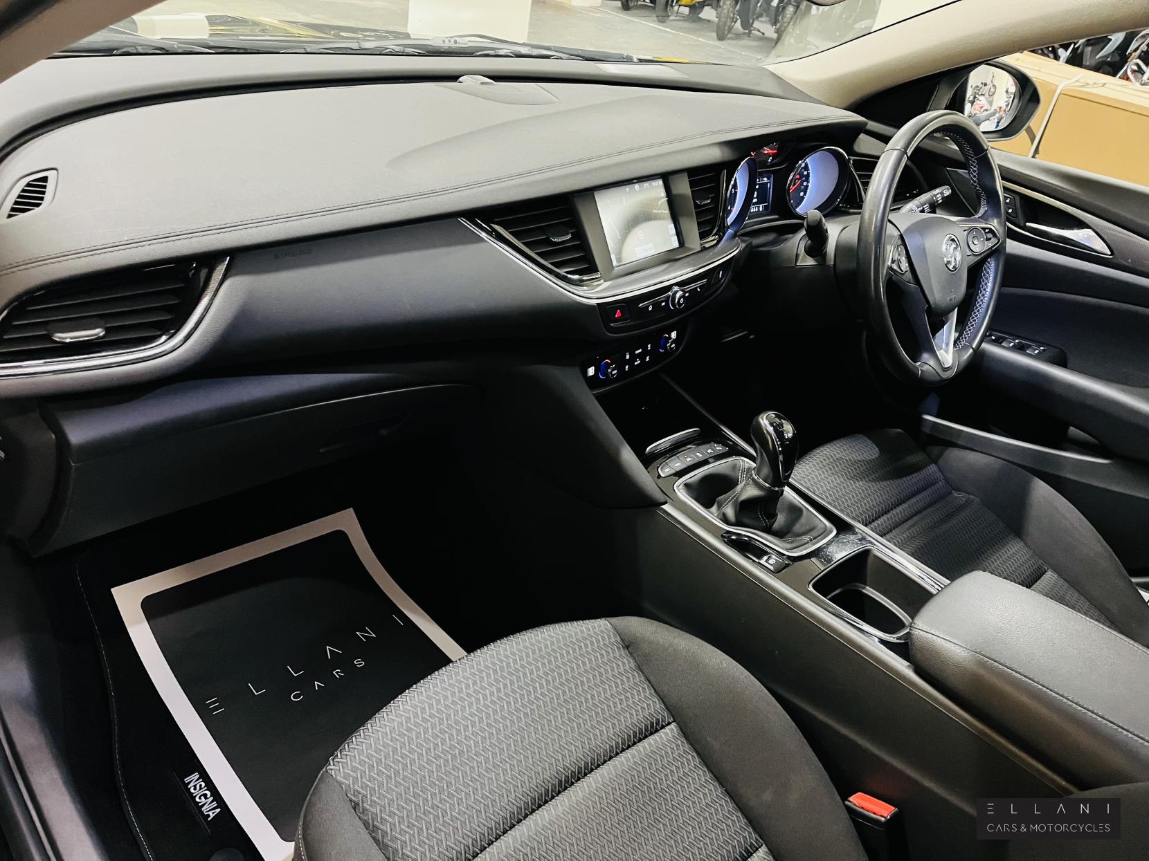 Vauxhall Insignia 1.5 Turbo D SE Nav Grand Sport 5dr Diesel Manual Euro 6 (s/s) (122 ps)