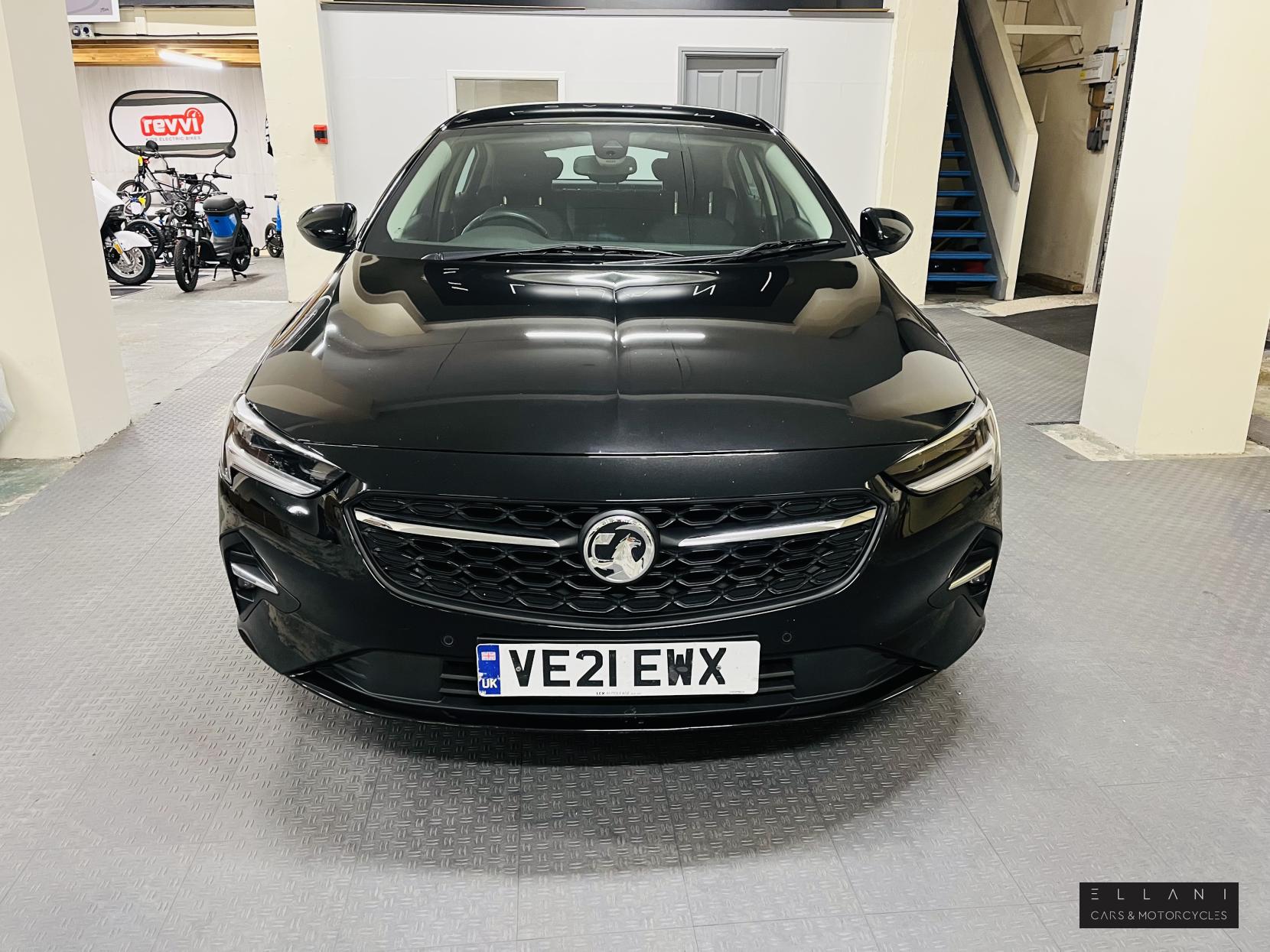 Vauxhall Insignia 1.5 Turbo D SE Nav Grand Sport 5dr Diesel Manual Euro 6 (s/s) (122 ps)