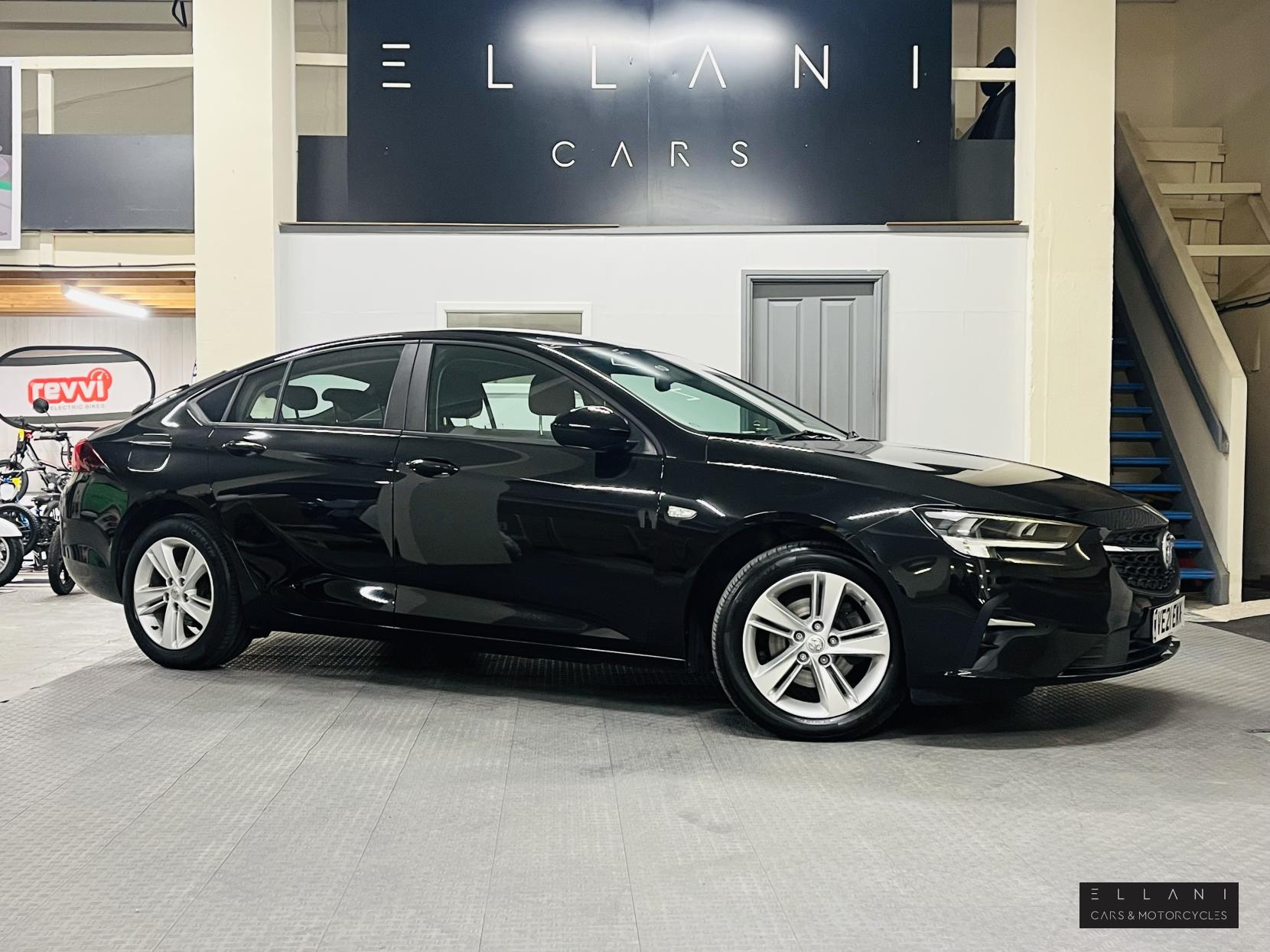 Vauxhall Insignia 1.5 Turbo D SE Nav Grand Sport 5dr Diesel Manual Euro 6 (s/s) (122 ps)