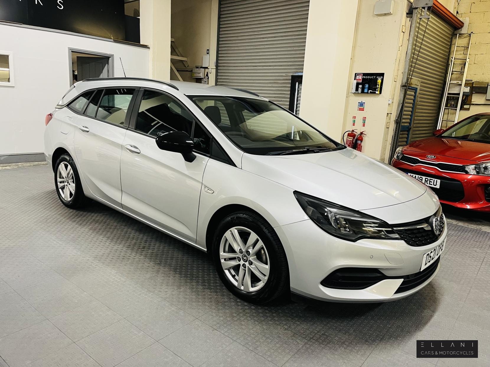 Vauxhall Astra 1.5 Turbo D Business Edition Nav Sports Tourer 5dr Diesel Manual Euro 6 (s/s) (122 ps)