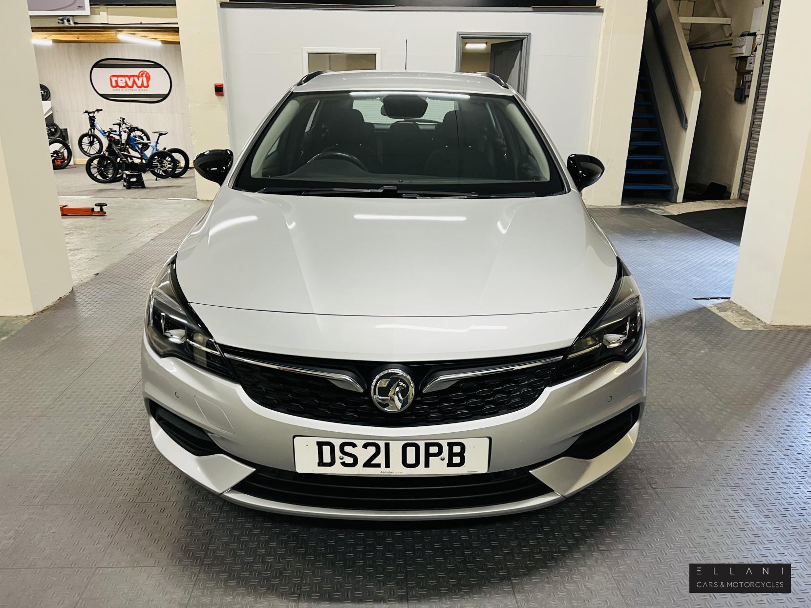 Vauxhall Astra 1.5 Turbo D Business Edition Nav Sports Tourer 5dr Diesel Manual Euro 6 (s/s) (122 ps)