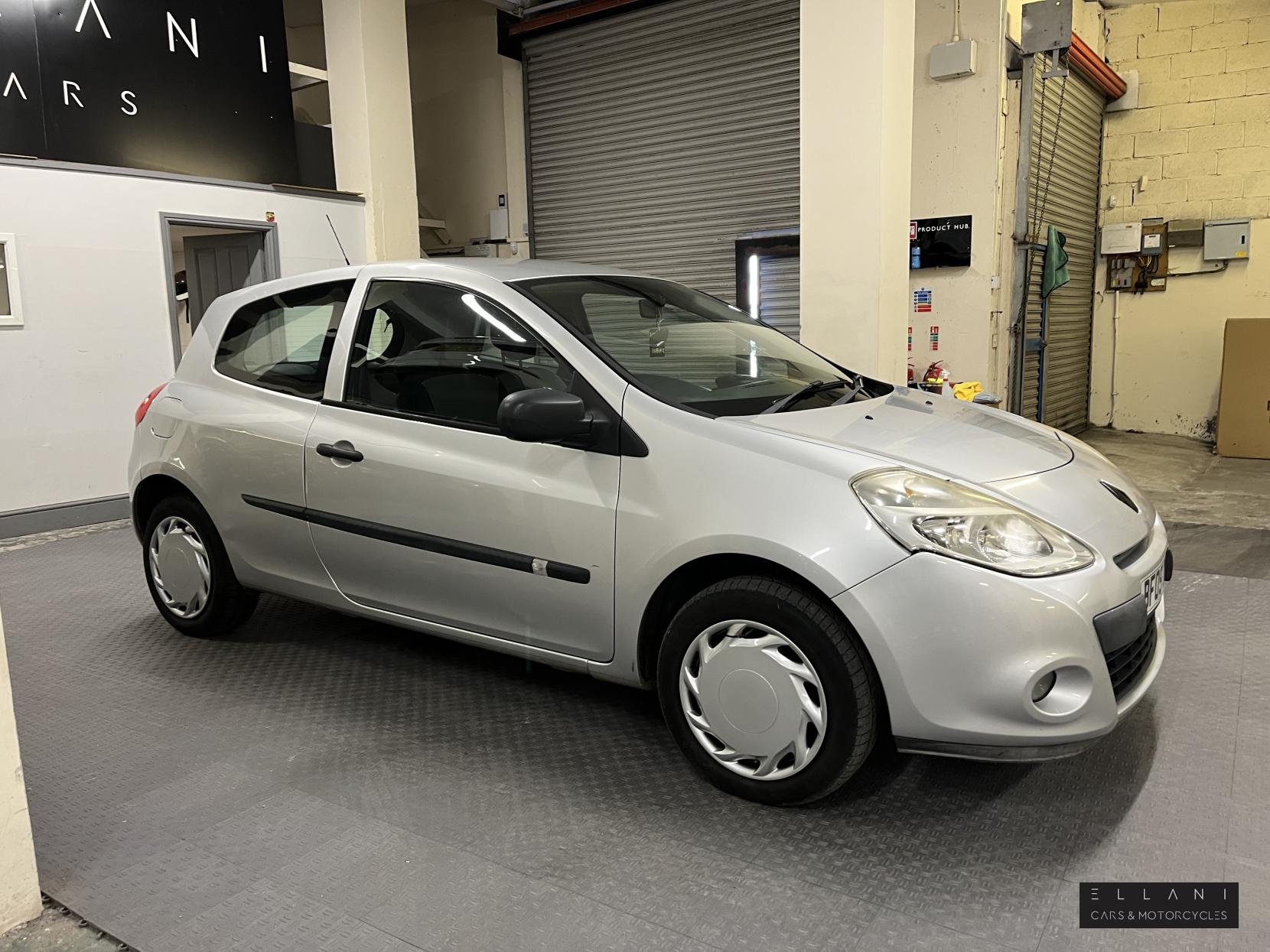 Renault Clio 1.5 dCi eco2 Extreme Hatchback 3dr Diesel Manual Euro 4 (AC) (86 ps)