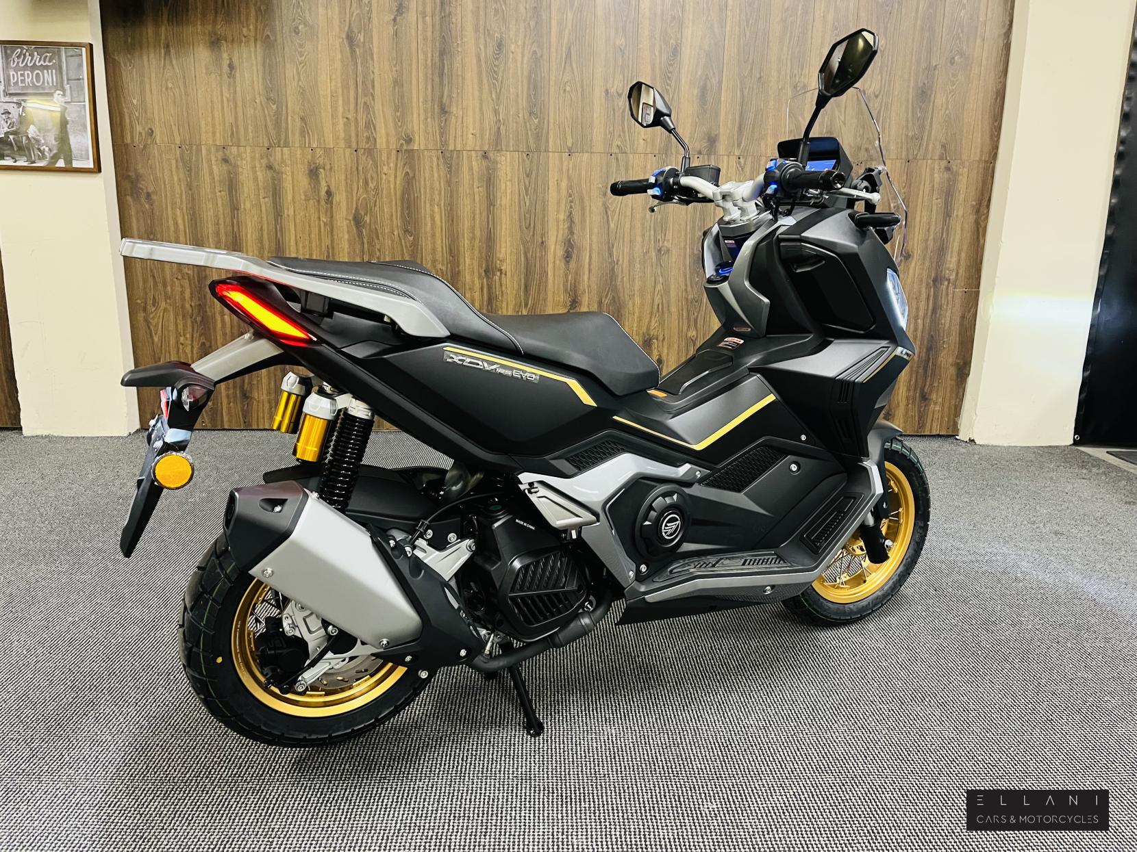 Keeway XDV 125 Evo Pro 125 Scooter Petrol CVT Euro 5 (12 ps)
