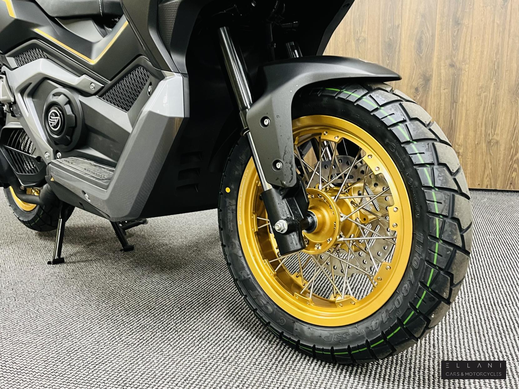 Keeway XDV 125 Evo Pro 125 Scooter Petrol CVT Euro 5 (12 ps)