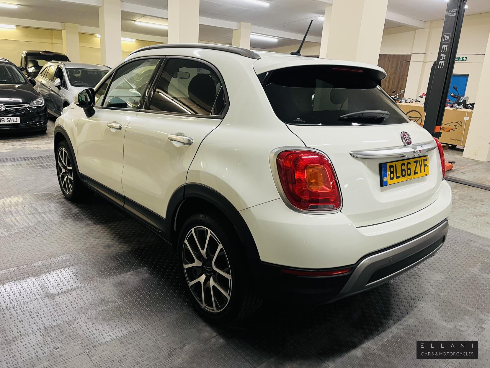 Fiat 500X 1.6 MultiJetII Cross Plus SUV 5dr Diesel Manual Euro 6 (s/s) (120 ps)