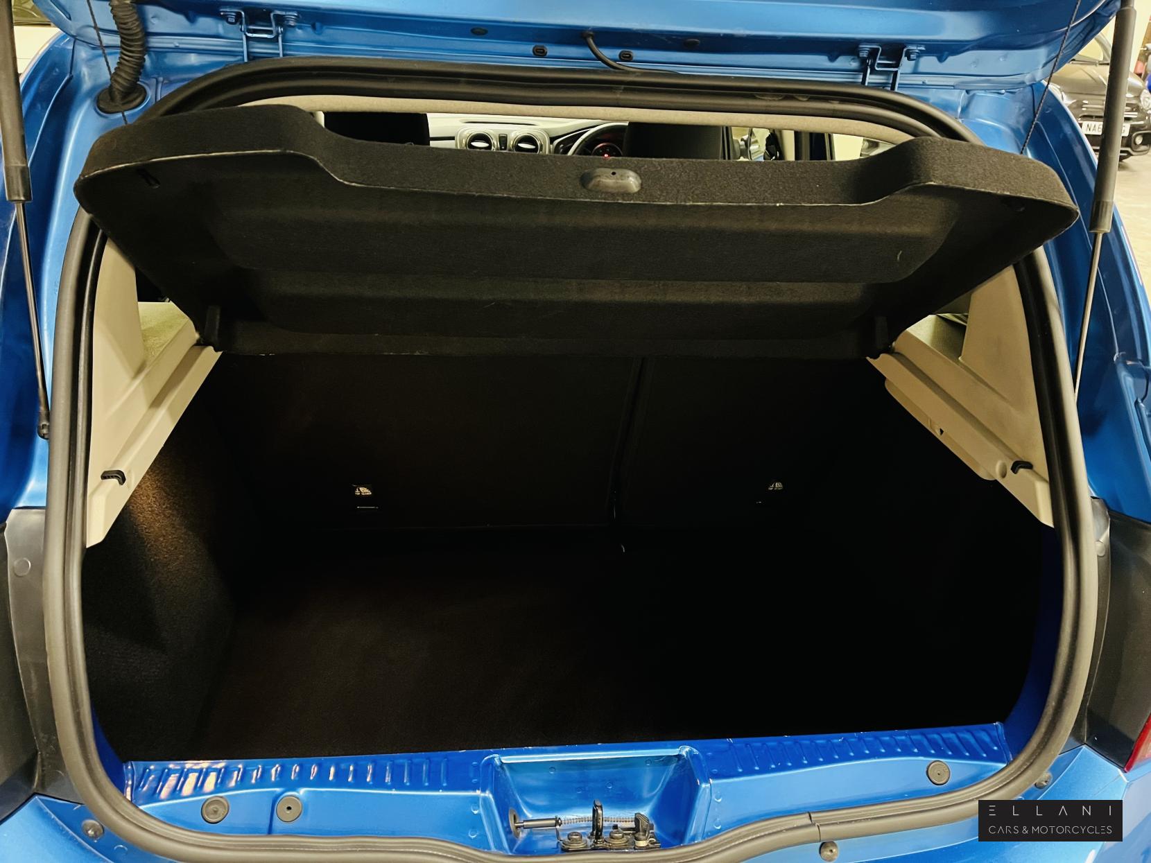 Dacia Sandero Stepway 0.9 TCe Comfort Hatchback 5dr Petrol Manual Euro 6 (s/s) (90 ps)