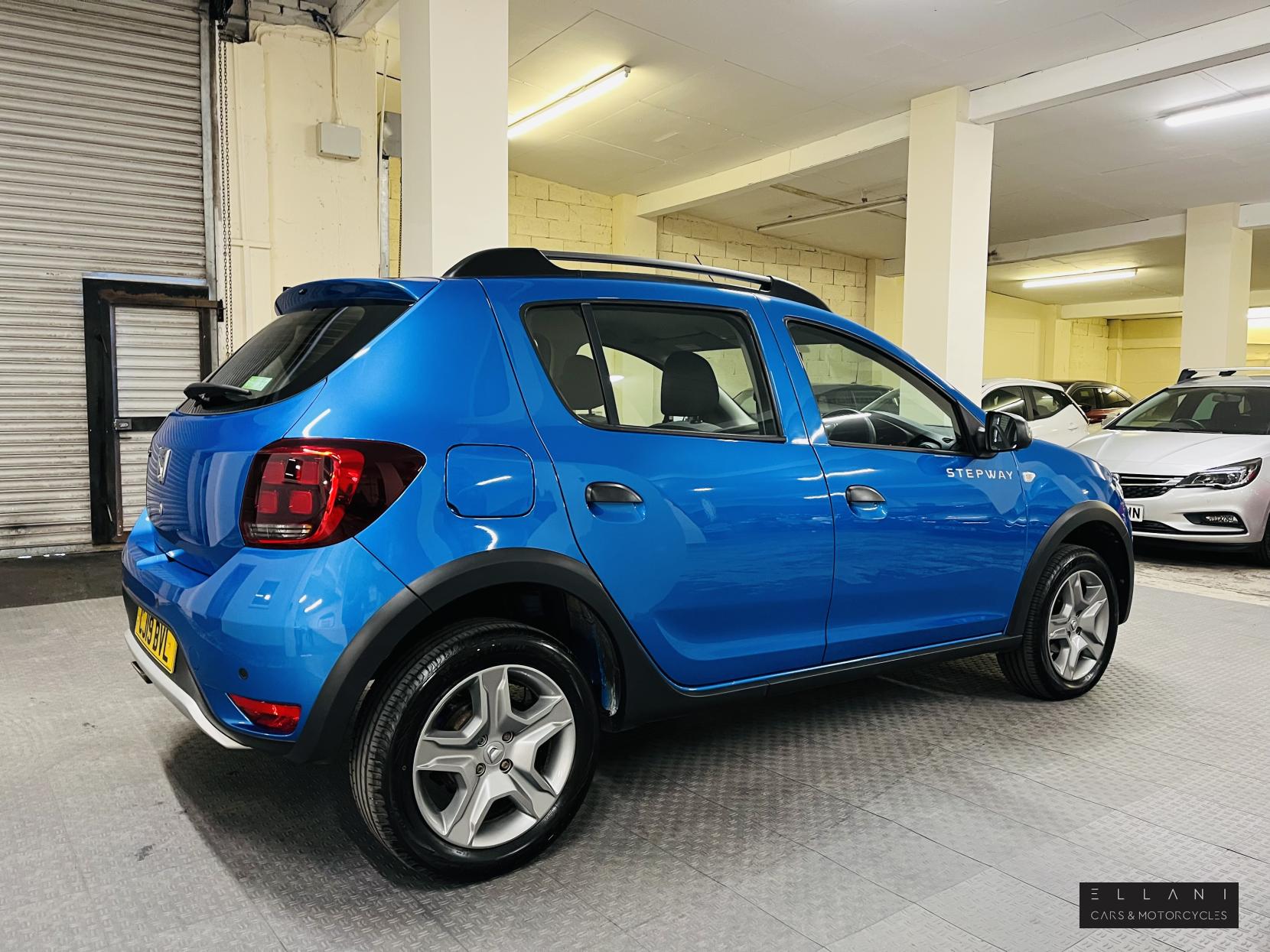 Dacia Sandero Stepway 0.9 TCe Comfort Hatchback 5dr Petrol Manual Euro 6 (s/s) (90 ps)