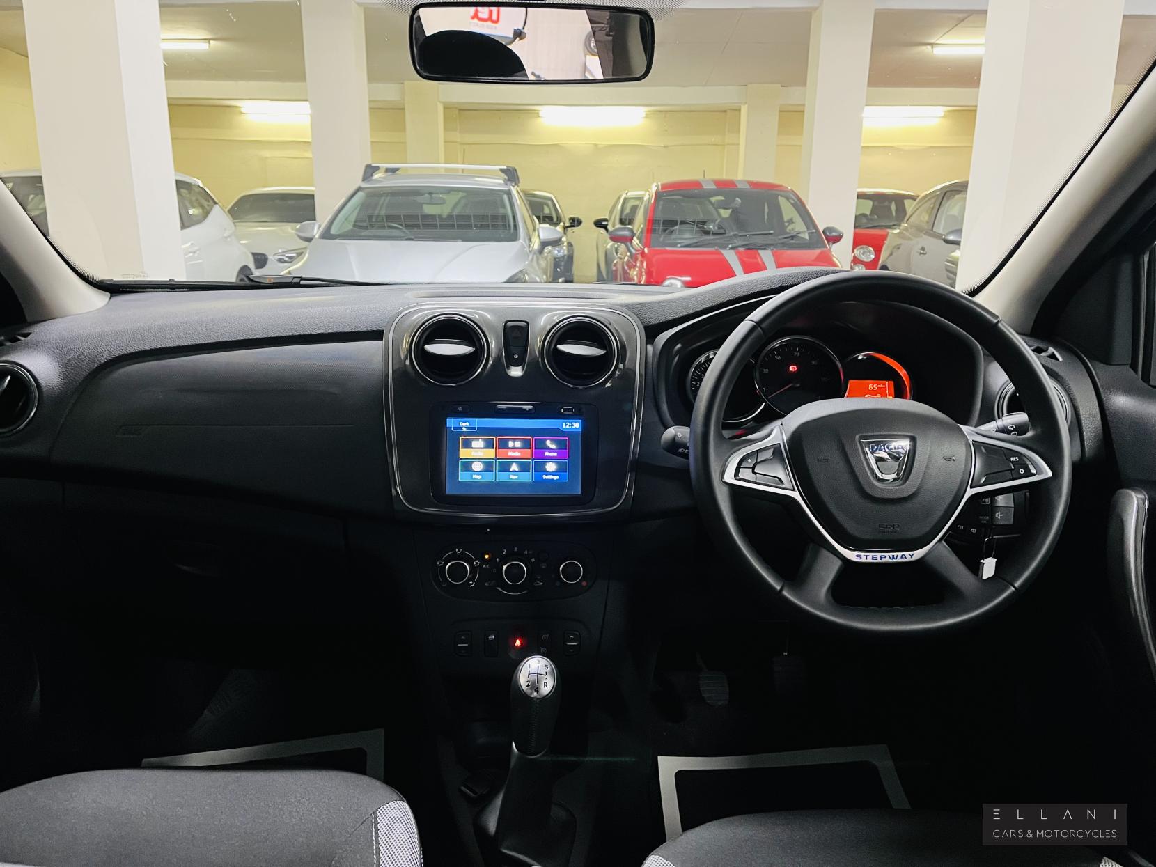 Dacia Sandero Stepway 0.9 TCe Comfort Hatchback 5dr Petrol Manual Euro 6 (s/s) (90 ps)