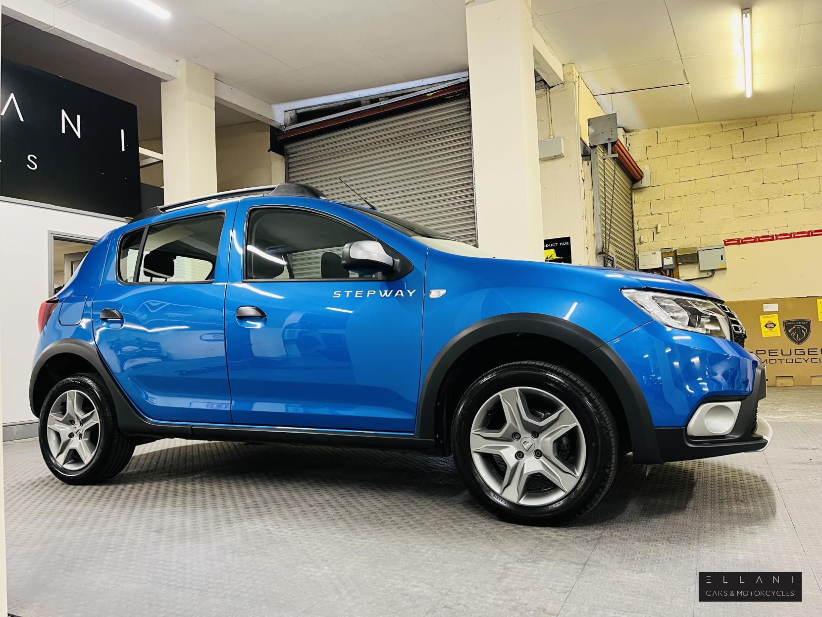 Dacia Sandero Stepway 0.9 TCe Comfort Hatchback 5dr Petrol Manual Euro 6 (s/s) (90 ps)