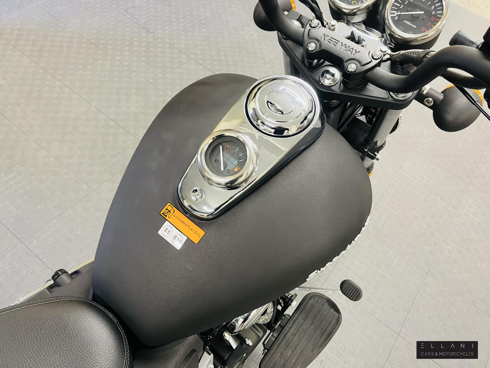 Keeway Superlight 125 125 Custom Cruiser Petrol Manual Euro 5 (10 ps)