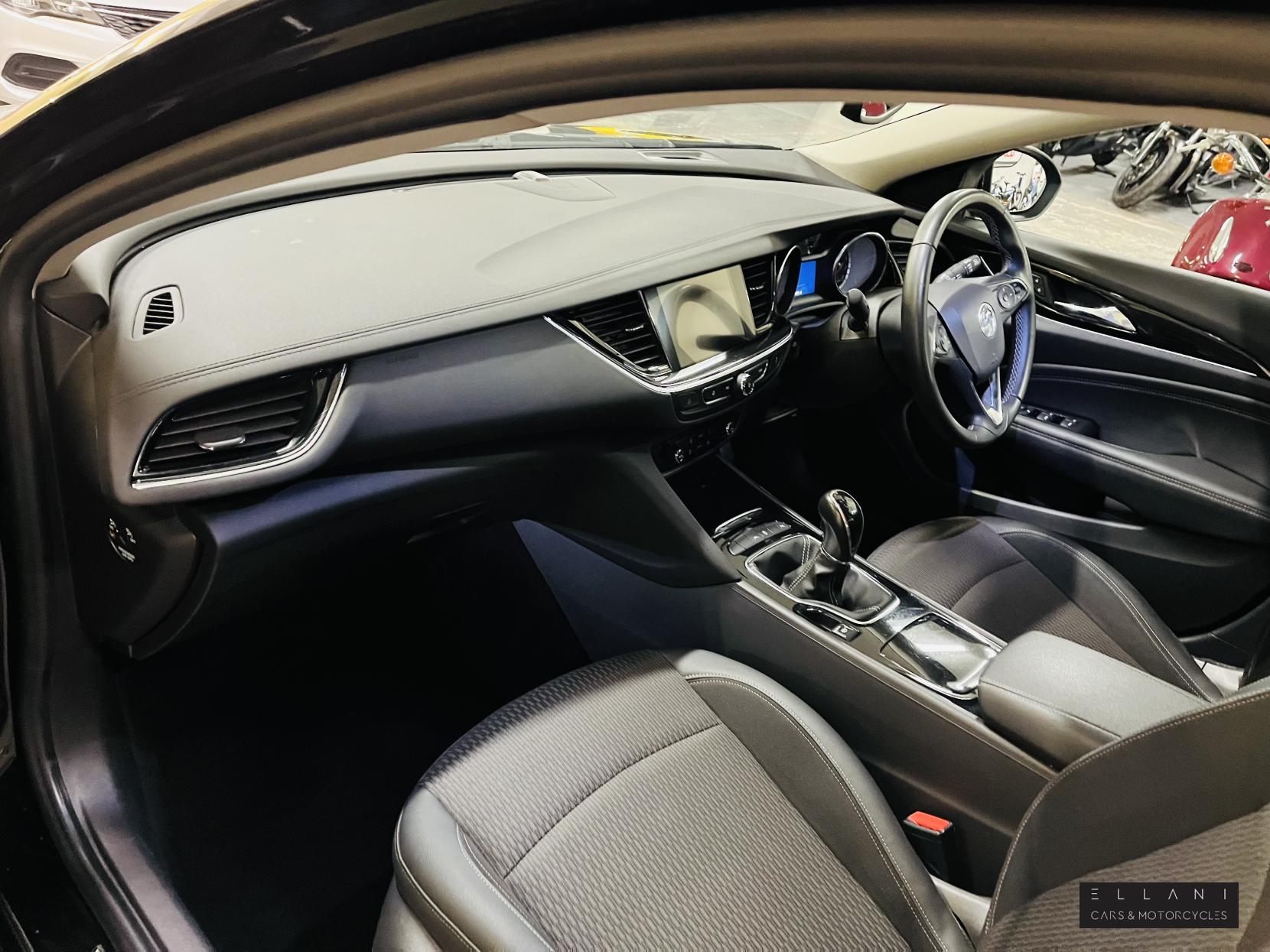 Vauxhall Insignia 1.6 Turbo D ecoTEC BlueInjection Tech Line Nav Grand Sport 5dr Diesel Manual Euro 6 (s/s) (136 ps)