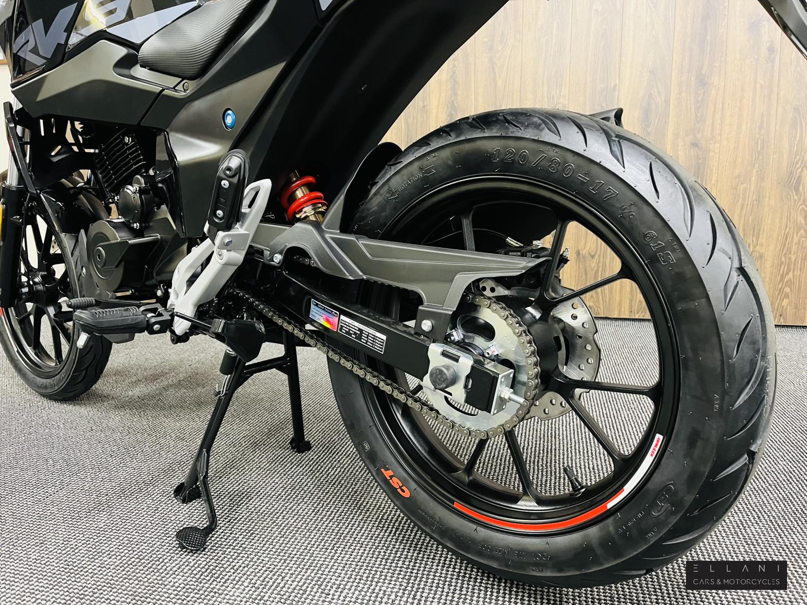 Keeway RKS 125 125 Naked Petrol Manual Euro 5 (12 ps)