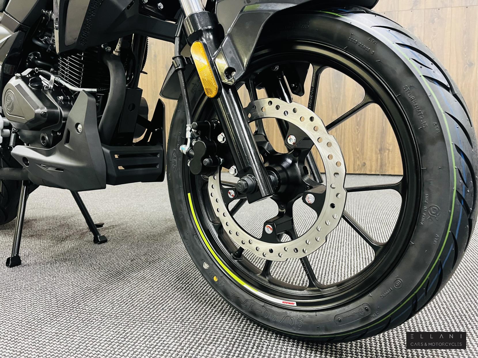 Keeway RKS 125 125 Naked Petrol Manual Euro 5 (12 ps)