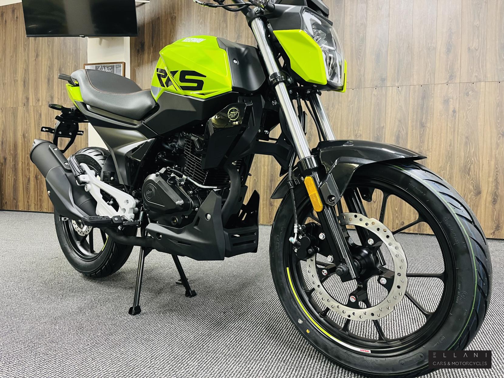 Keeway RKS 125 125 Naked Petrol Manual Euro 5 (12 ps)