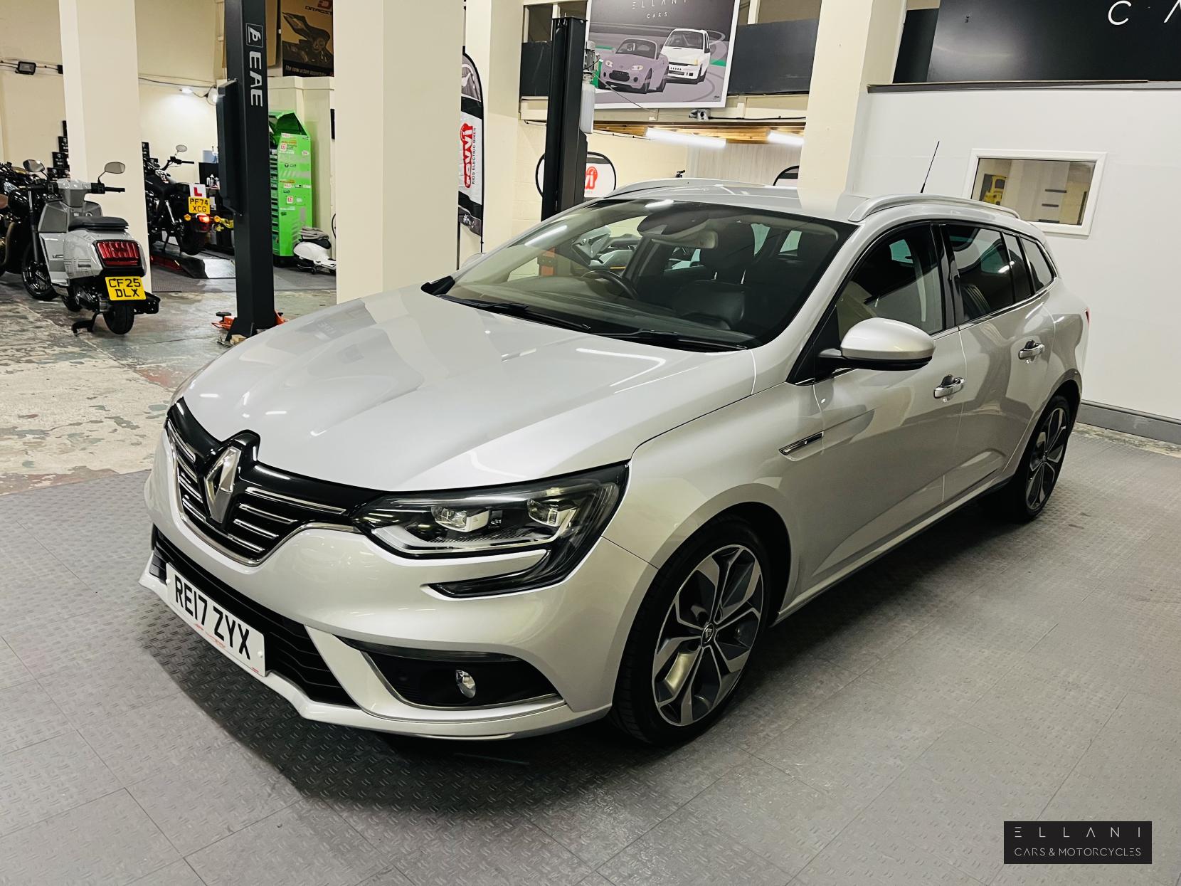 Renault Megane 1.5 dCi Signature Nav Sport Tourer 5dr Diesel Manual Euro 6 (s/s) (110 ps)