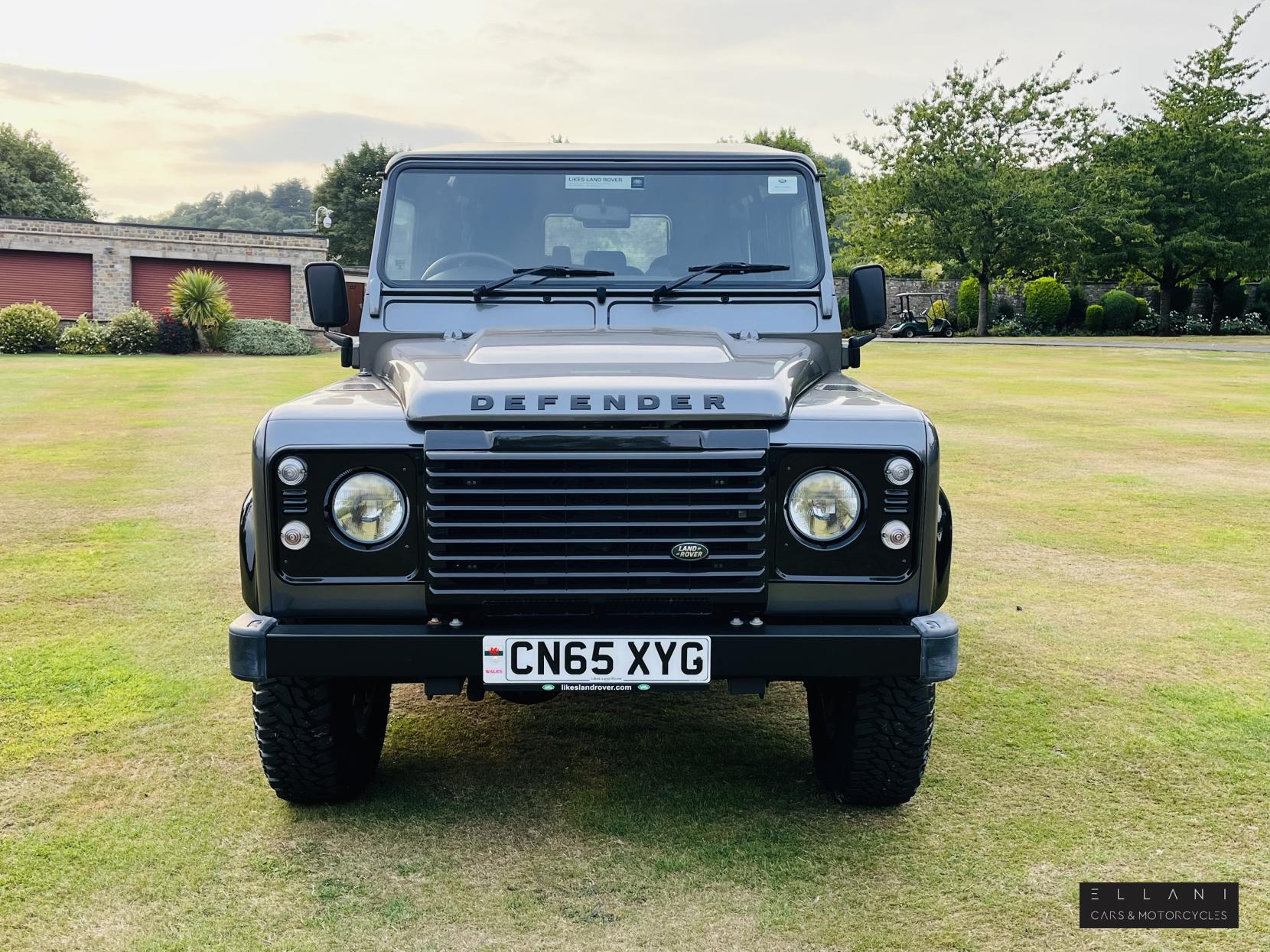 Land Rover Defender 110 2.2 TDCi Landmark SUV Double Cab 5dr Diesel Manual 4WD MWB Euro 5 (122 ps)