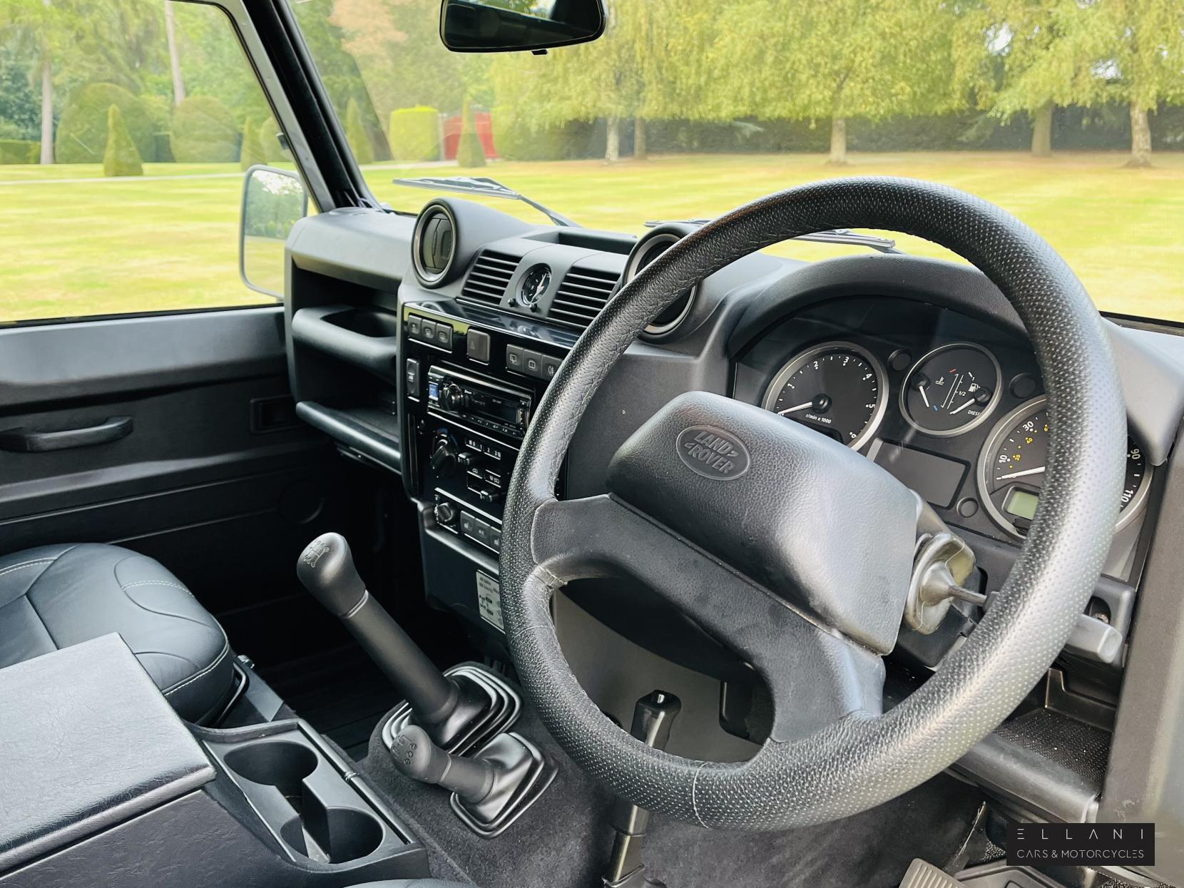 Land Rover Defender 110 2.2 TDCi Landmark SUV Double Cab 5dr Diesel Manual 4WD MWB Euro 5 (122 ps)