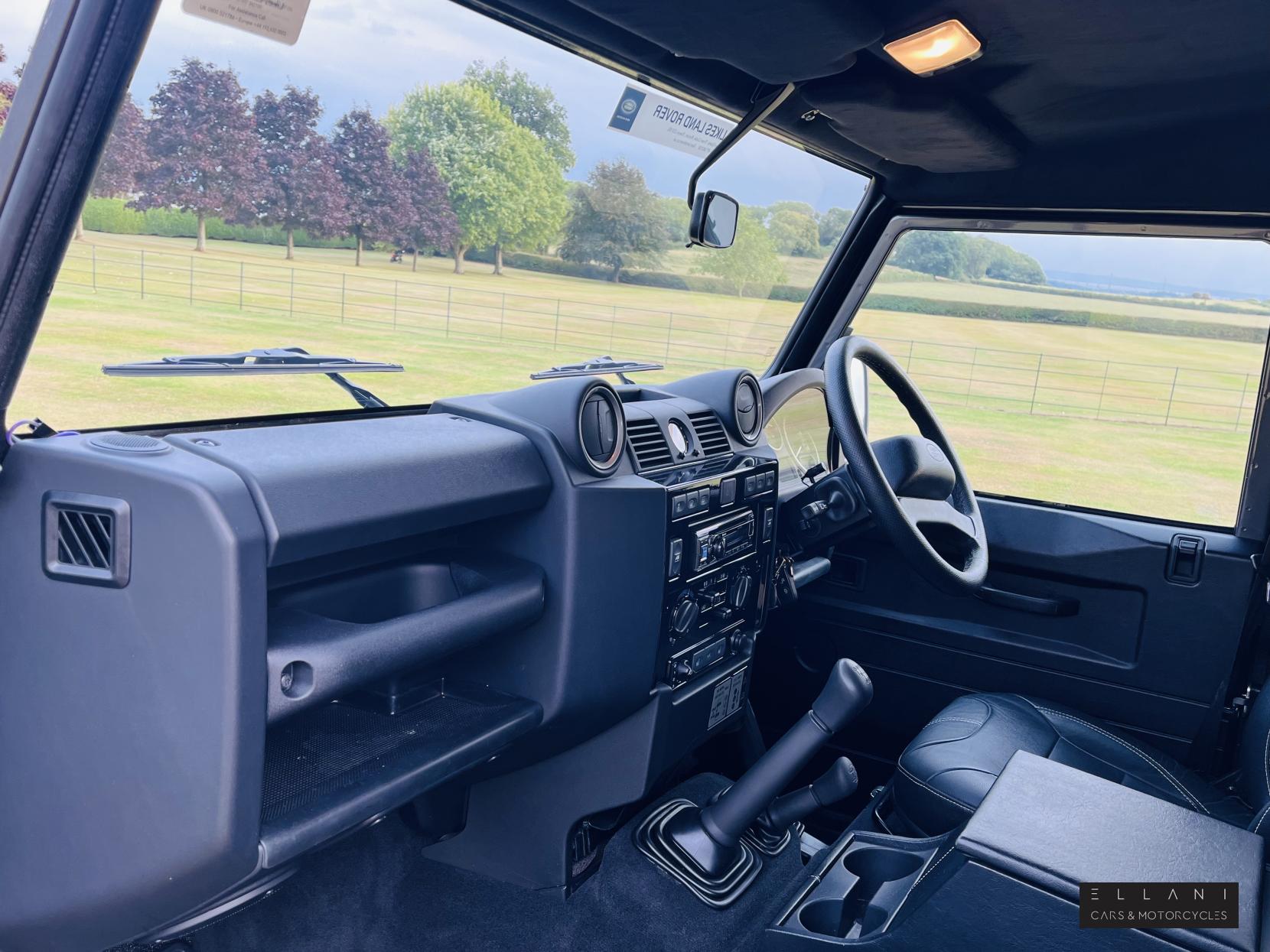 Land Rover Defender 110 2.2 TDCi Landmark SUV Double Cab 5dr Diesel Manual 4WD MWB Euro 5 (122 ps)