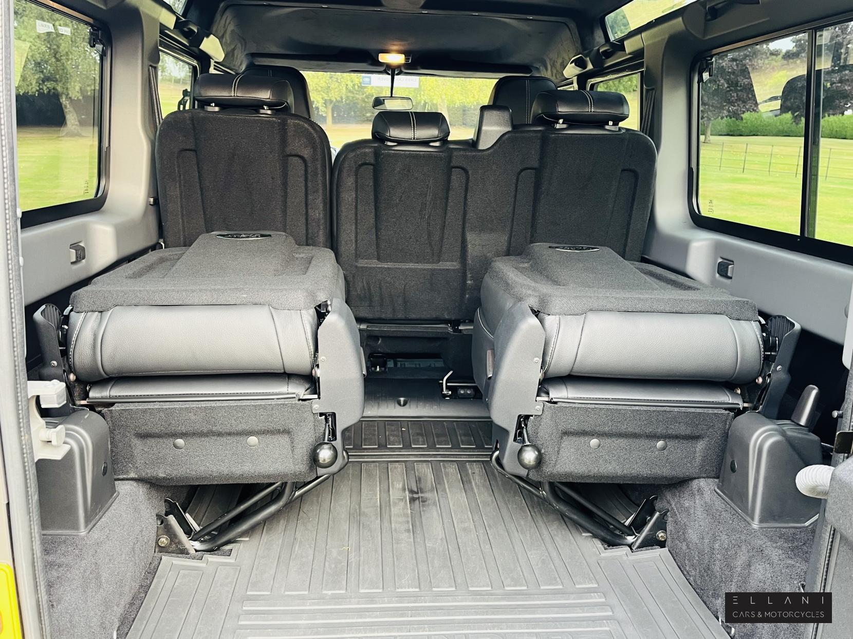 Land Rover Defender 110 2.2 TDCi Landmark SUV Double Cab 5dr Diesel Manual 4WD MWB Euro 5 (122 ps)