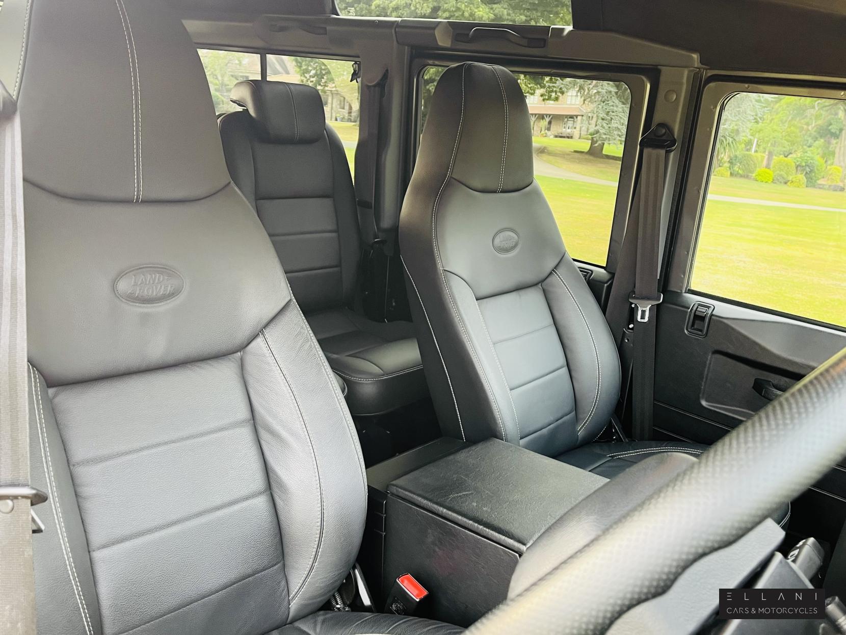 Land Rover Defender 110 2.2 TDCi Landmark SUV Double Cab 5dr Diesel Manual 4WD MWB Euro 5 (122 ps)