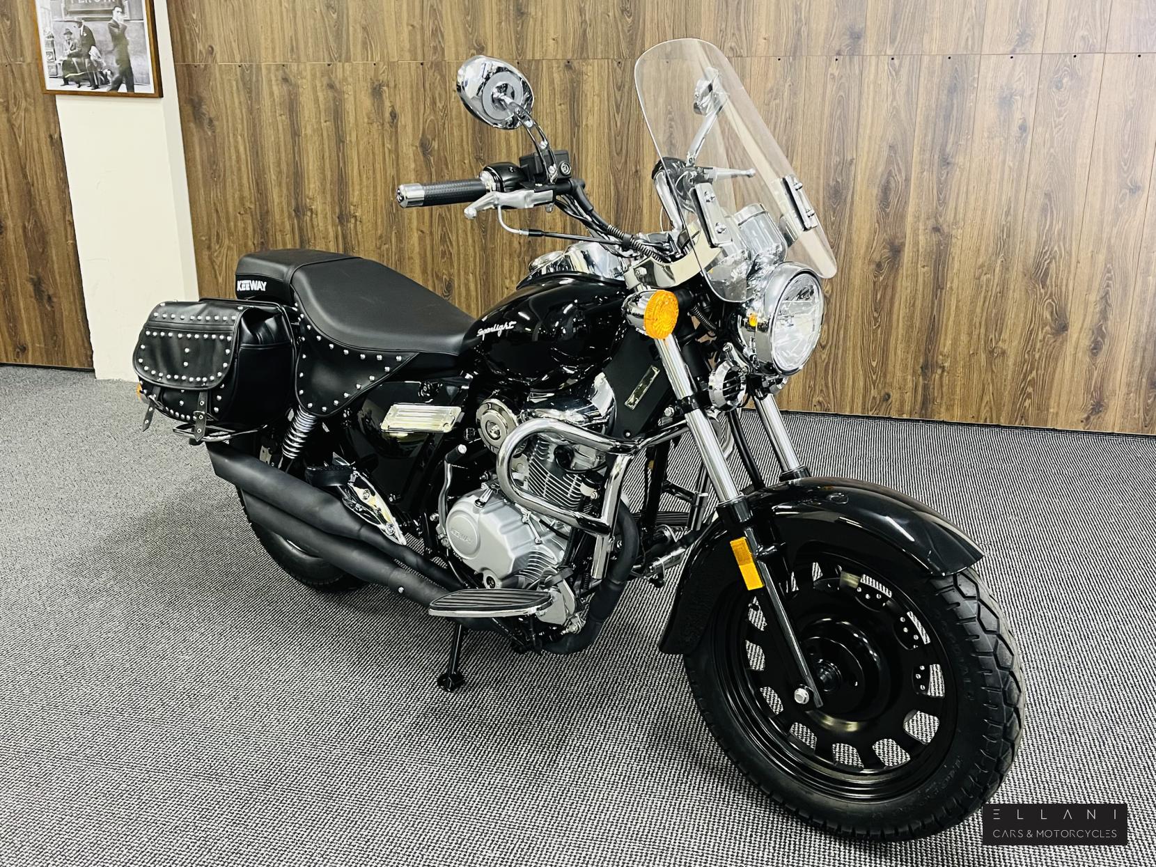 Keeway Superlight 125 125 Custom Cruiser Petrol Manual Euro 5 (10 ps)