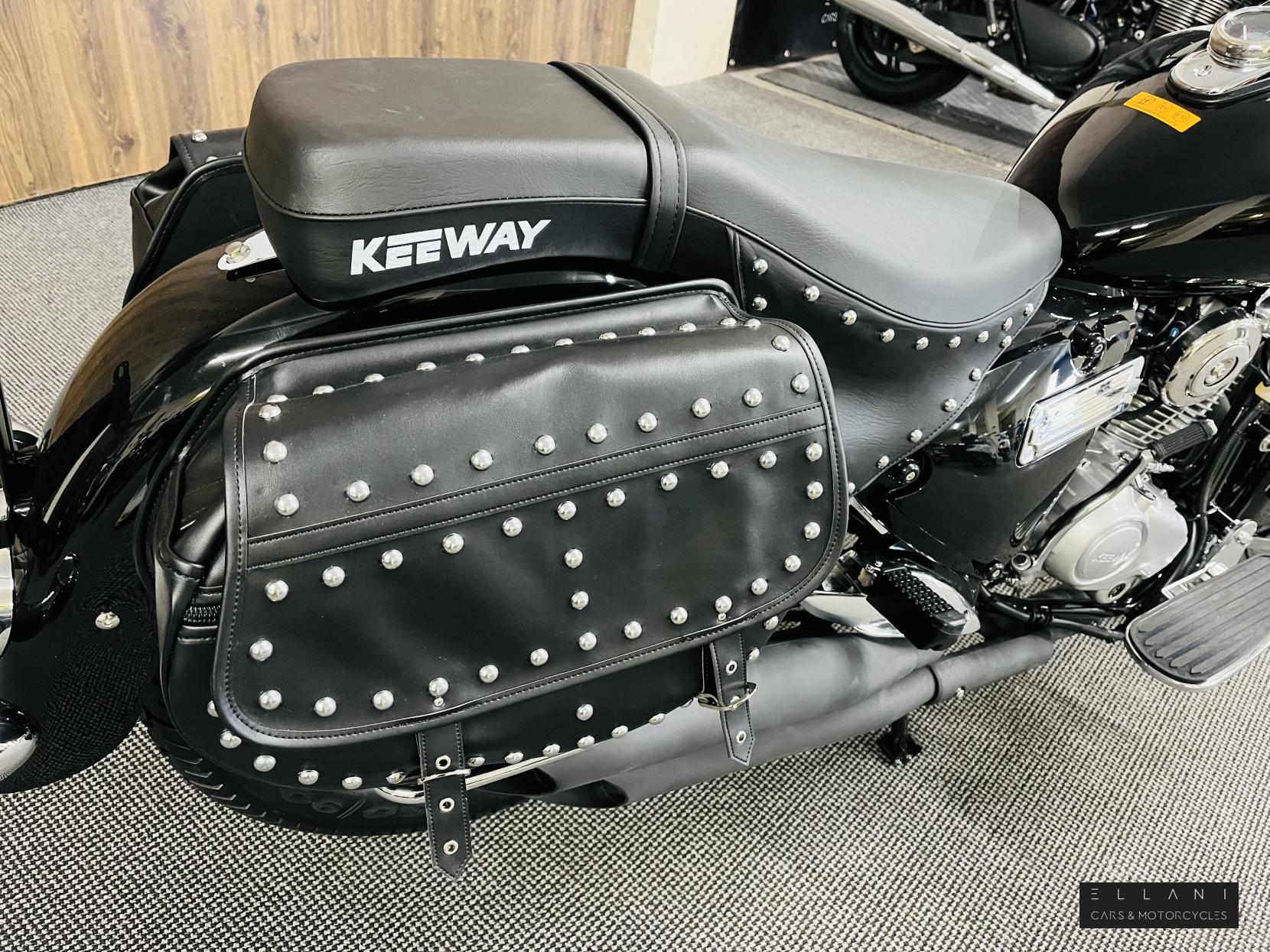 Keeway Superlight 125 125 Custom Cruiser Petrol Manual Euro 5 (10 ps)
