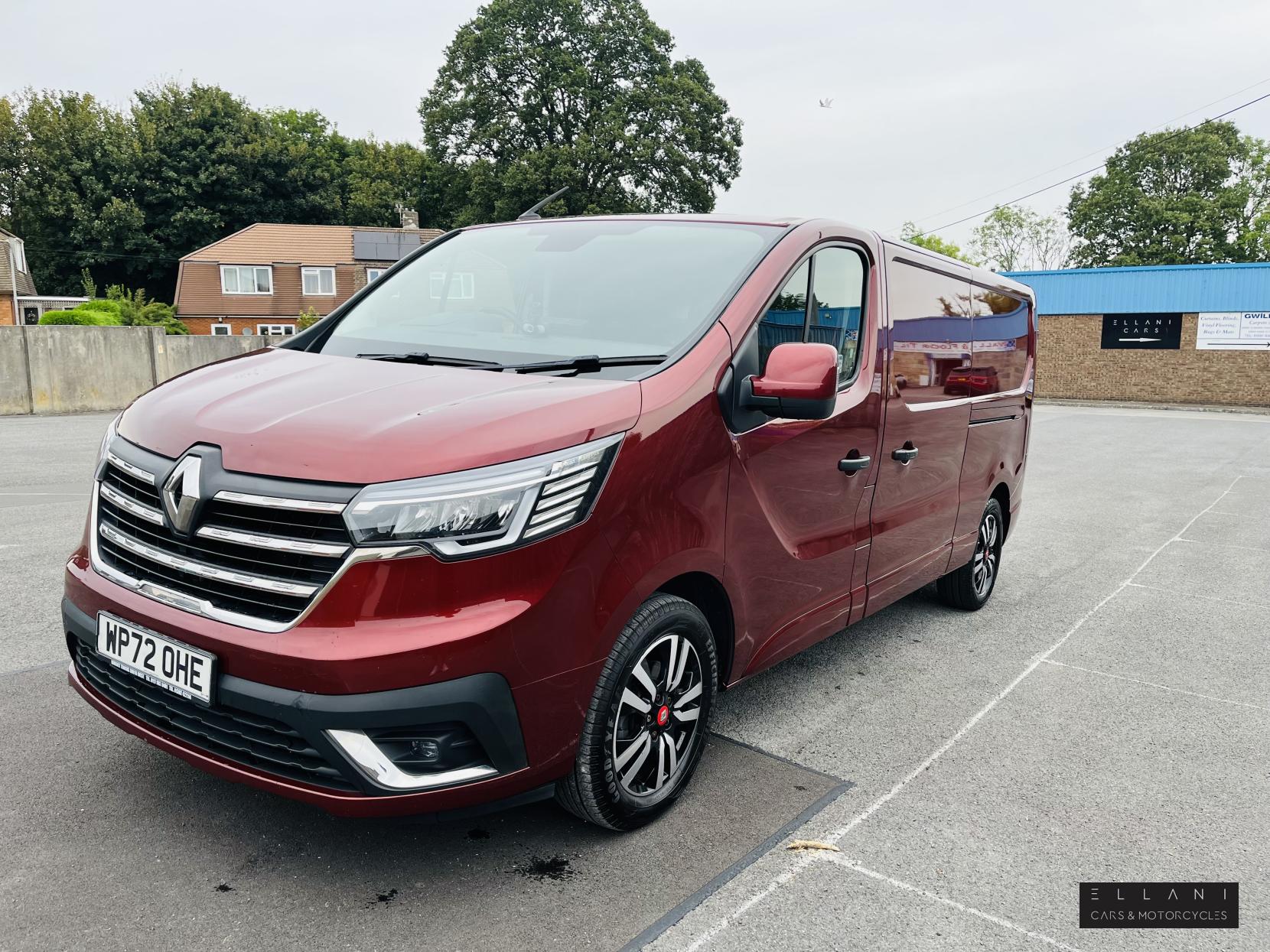 Renault Trafic 2.0 dCi Blue LL30 Sport Panel Van 5dr Diesel EDC L2 H1 Euro 6 (s/s) (150 ps)