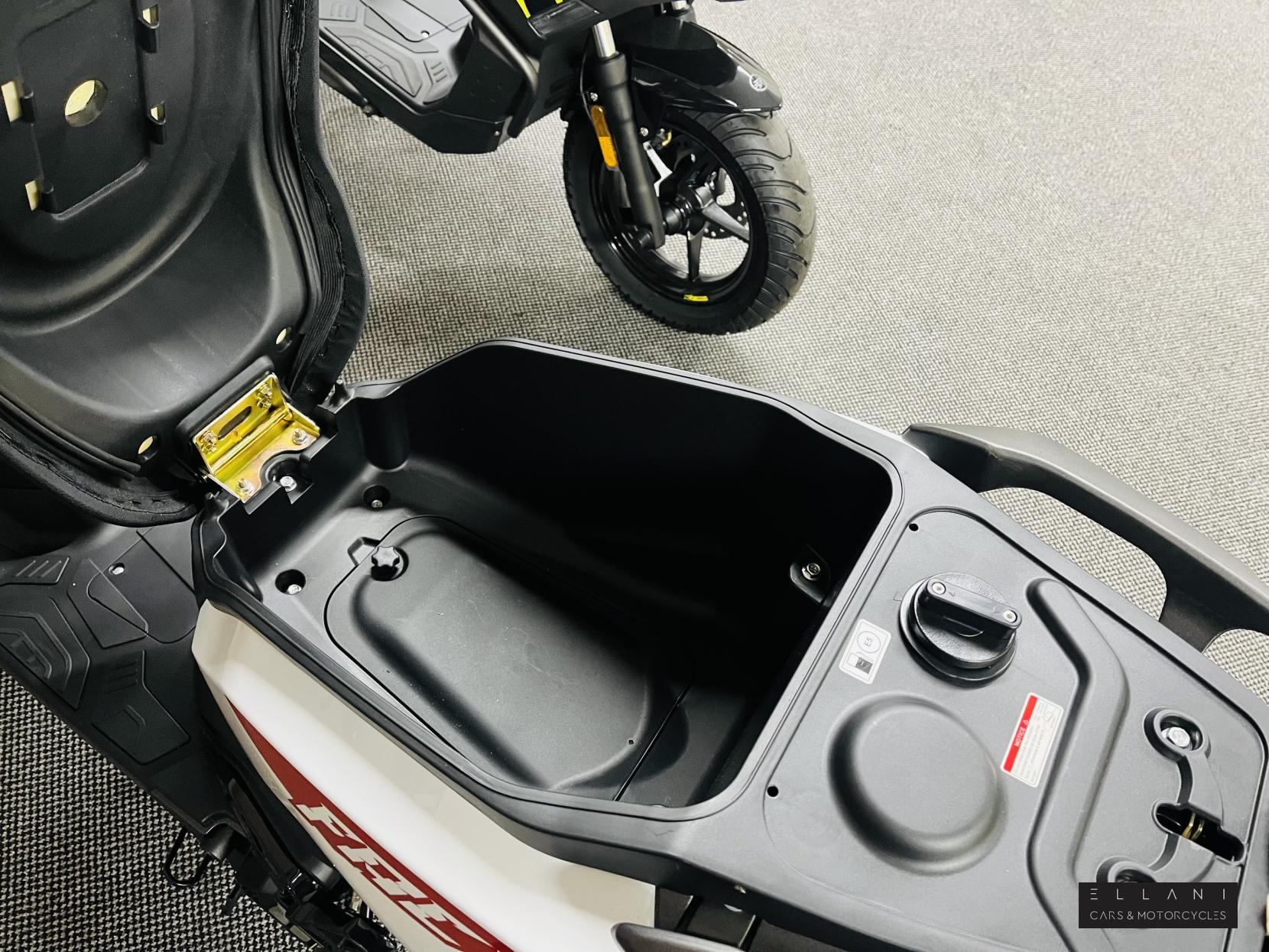 Keeway Fact X 50 50 Moped Petrol CVT V-Belt Euro 5 (3 ps)