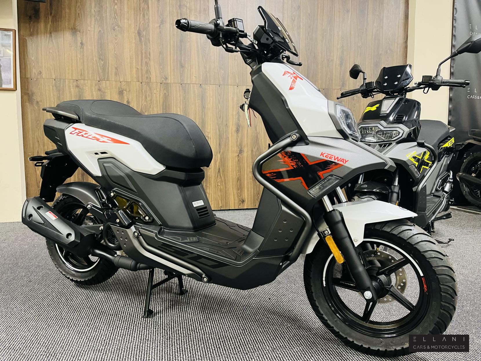 Keeway Fact X 50 50 Moped Petrol CVT V-Belt Euro 5 (3 ps)