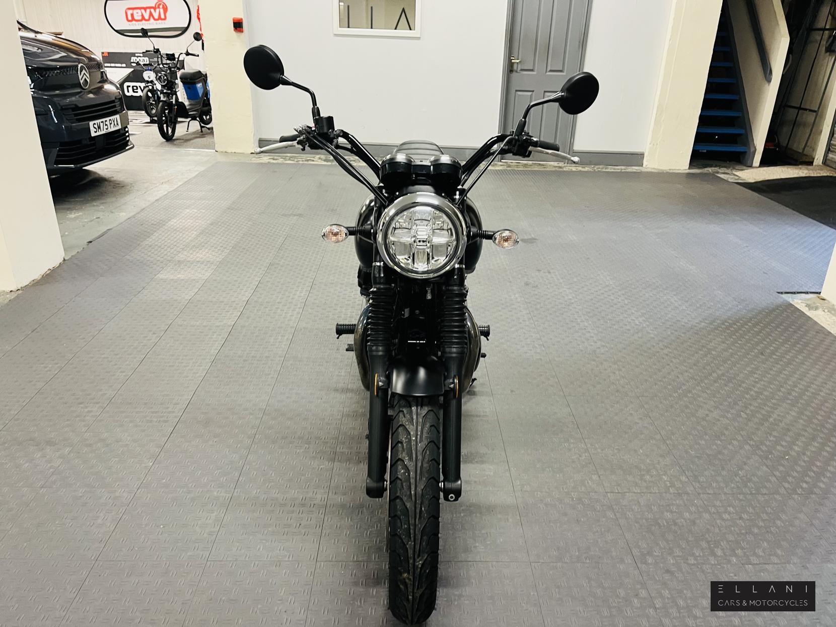 Kawasaki W800 800 Street Modern Classic Petrol Manual Euro 4 (48 ps)