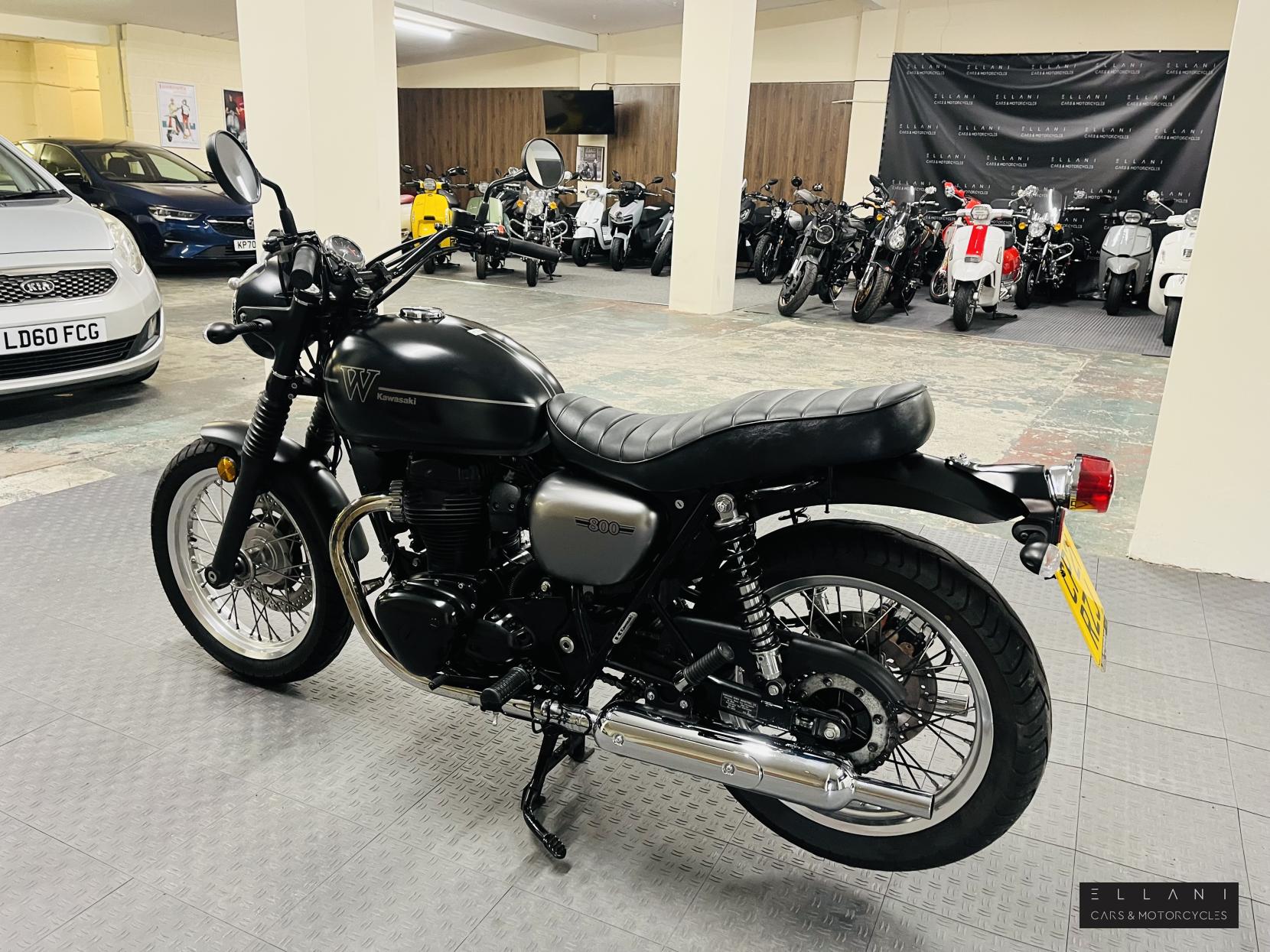 Kawasaki W800 800 Street Modern Classic Petrol Manual Euro 4 (48 ps)