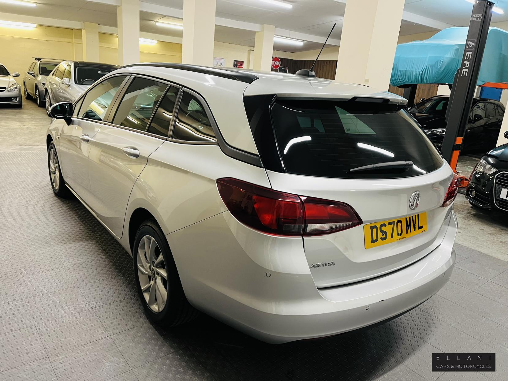 Vauxhall Astra 1.5 Turbo D Business Edition Nav Sports Tourer 5dr Diesel Manual Euro 6 (s/s) (122 ps)