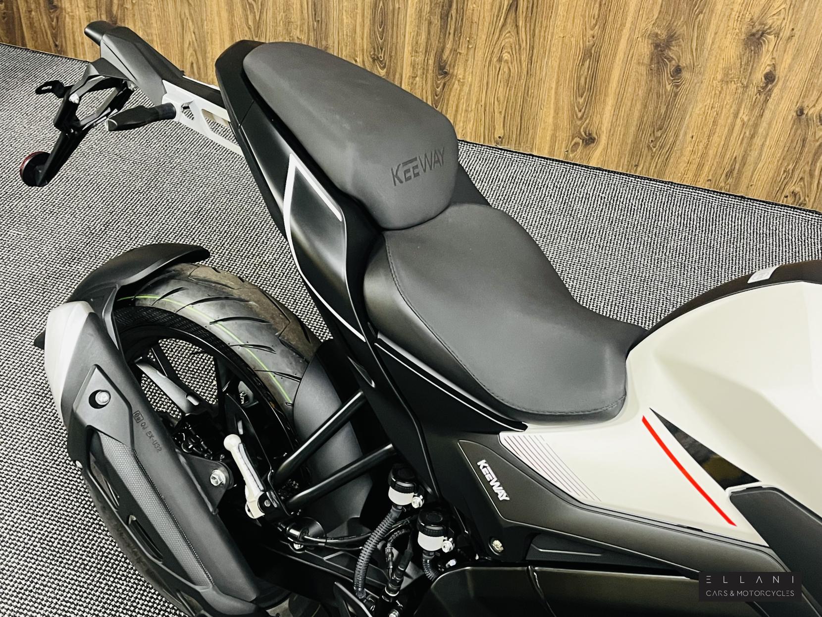 Keeway RKF 125 125 Naked Petrol Manual Euro 5 (12 ps)