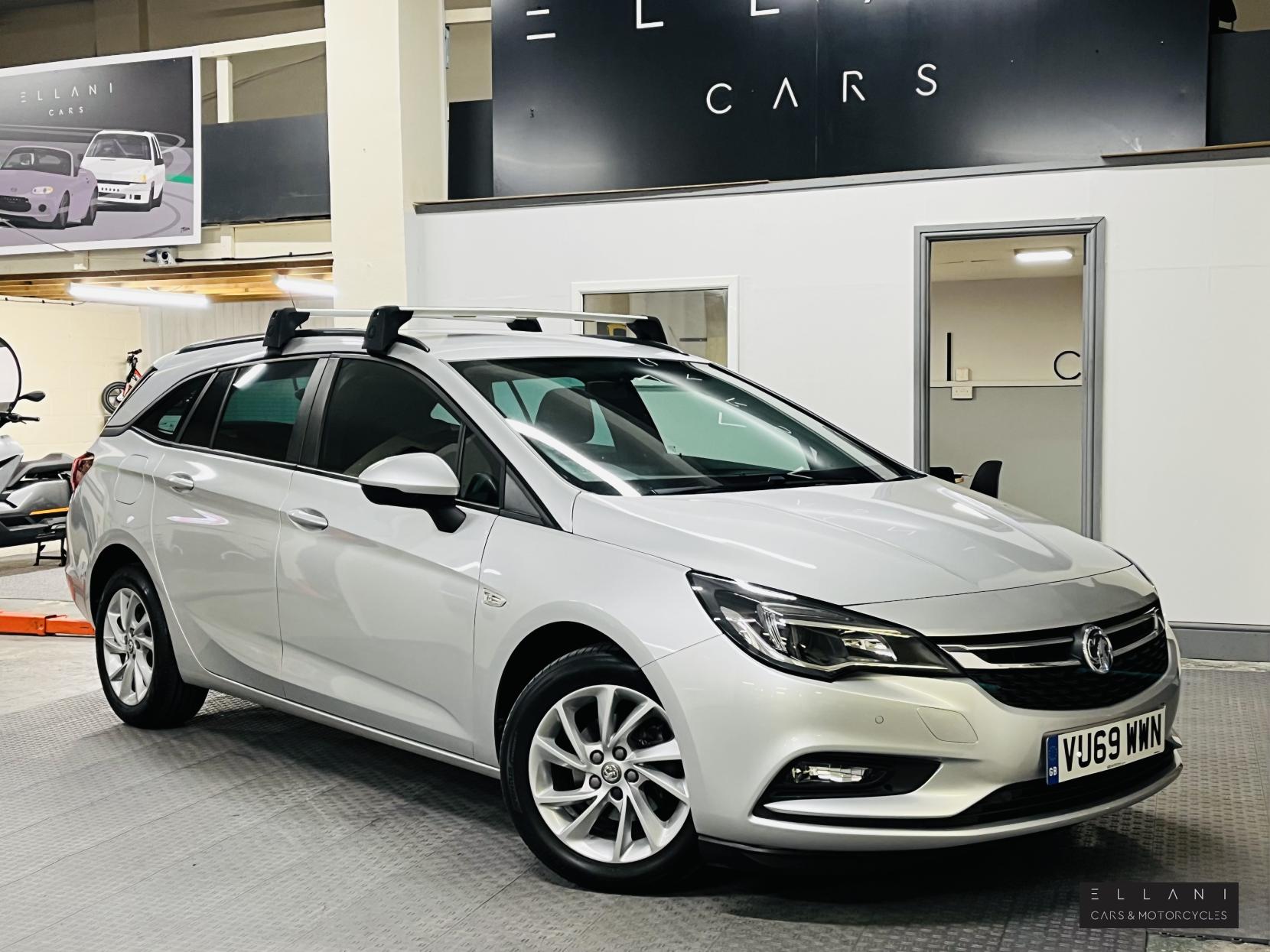 Vauxhall Astra 1.6 CDTi ecoTEC BlueInjection Tech Line Nav Sports Tourer 5dr Diesel Manual Euro 6 (s/s) (110 ps)