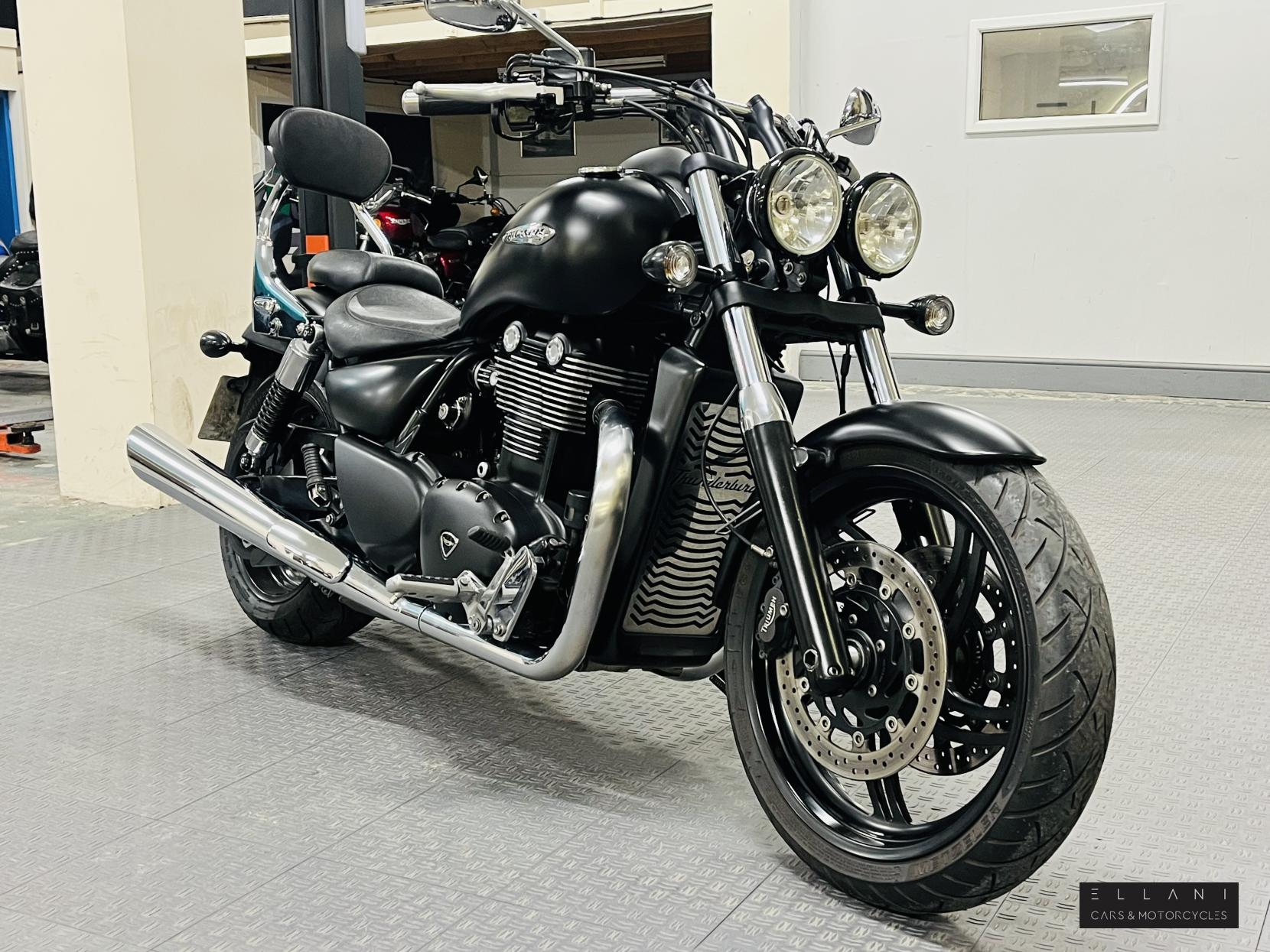 Triumph Thunderbird 1700 Storm Custom Cruiser (2010 - )