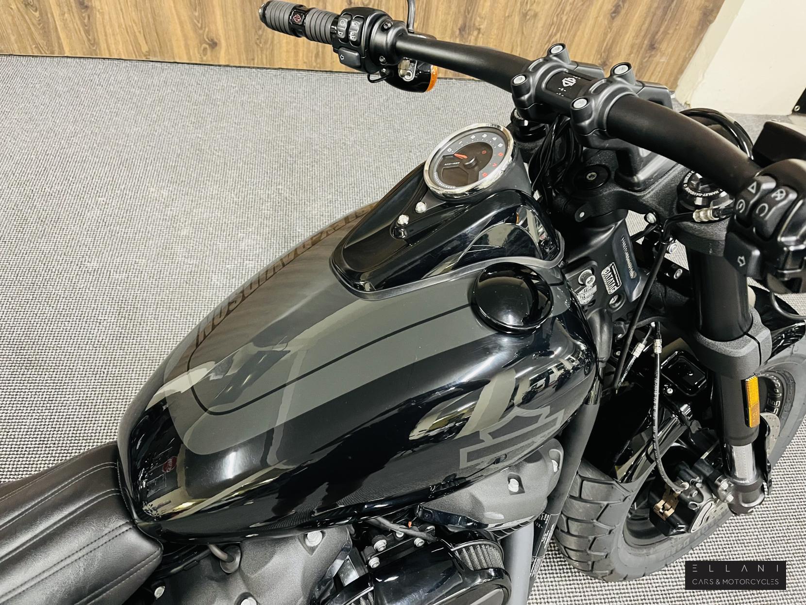 Harley-Davidson Dyna 1868 FXFBS Fat Bob 114 Custom Cruiser Petrol Manual Euro 4 (93 ps)