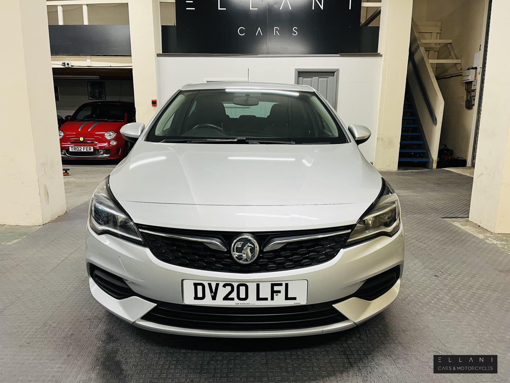 Vauxhall Astra 1.5 Turbo D Business Edition Nav Hatchback 5dr Diesel Manual Euro 6 (s/s) (105 ps)