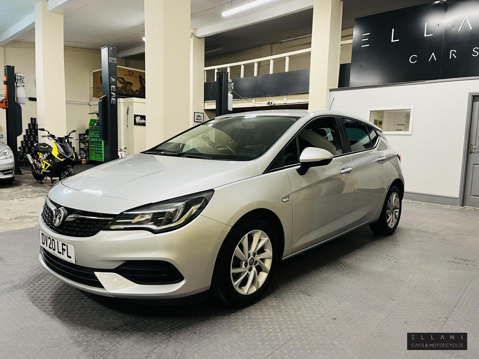 Vauxhall Astra 1.5 Turbo D Business Edition Nav Hatchback 5dr Diesel Manual Euro 6 (s/s) (105 ps)