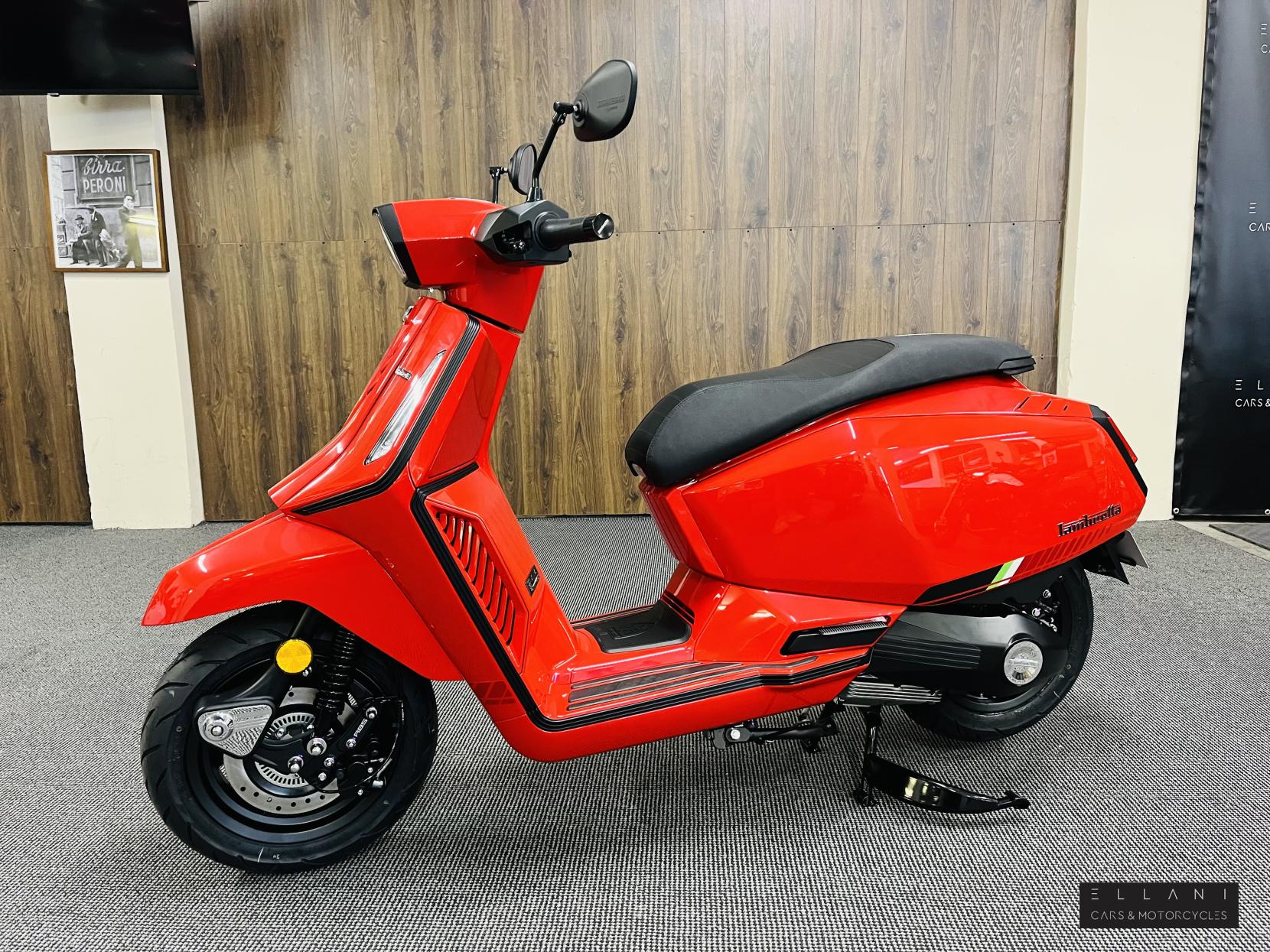 Lambretta X 125 125 Scooter Petrol CVT Euro 5 (12 ps)