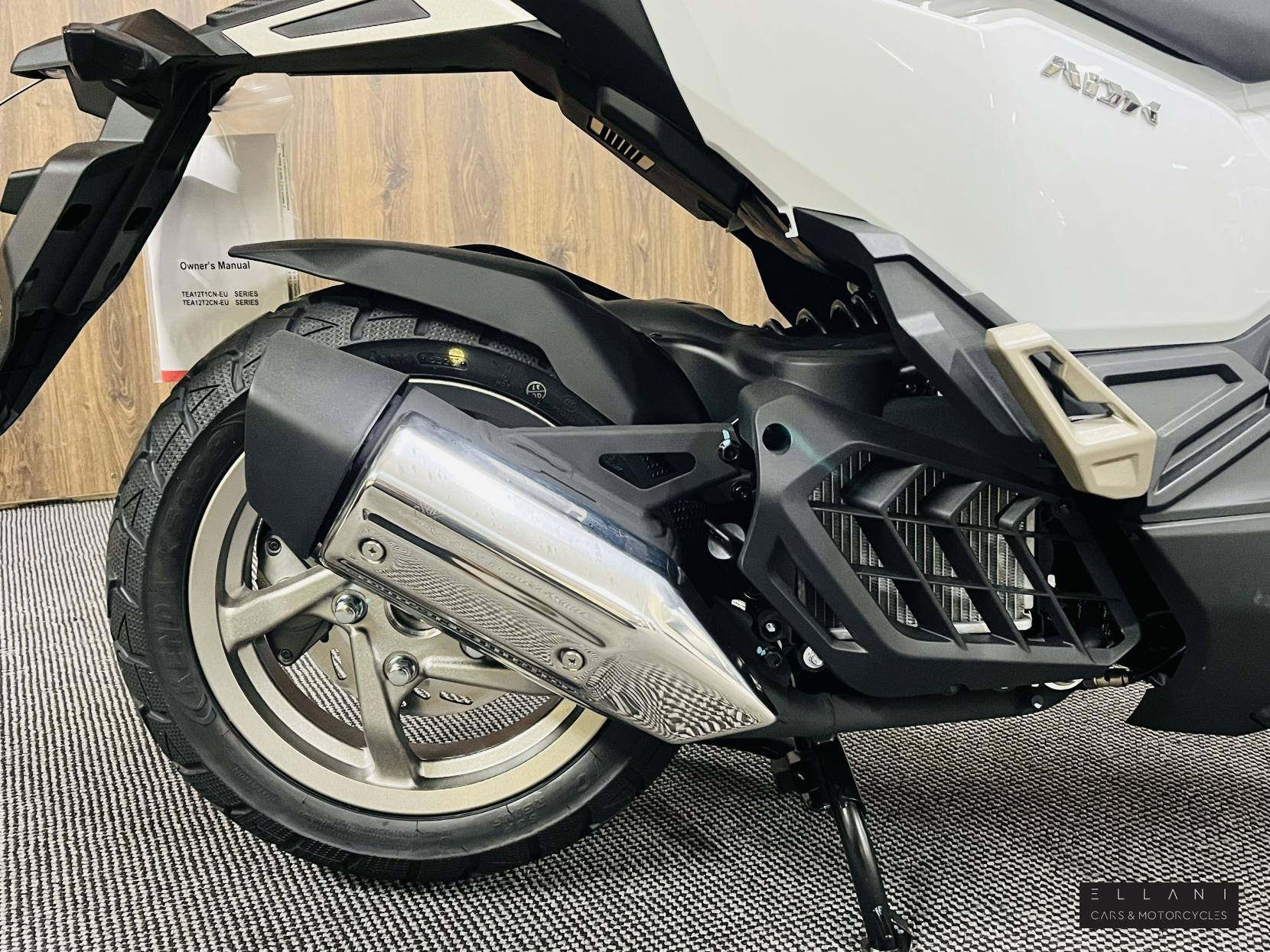 SYM ADX 125 125 ADX Scooter Petrol CVT Euro 5 (12 ps)