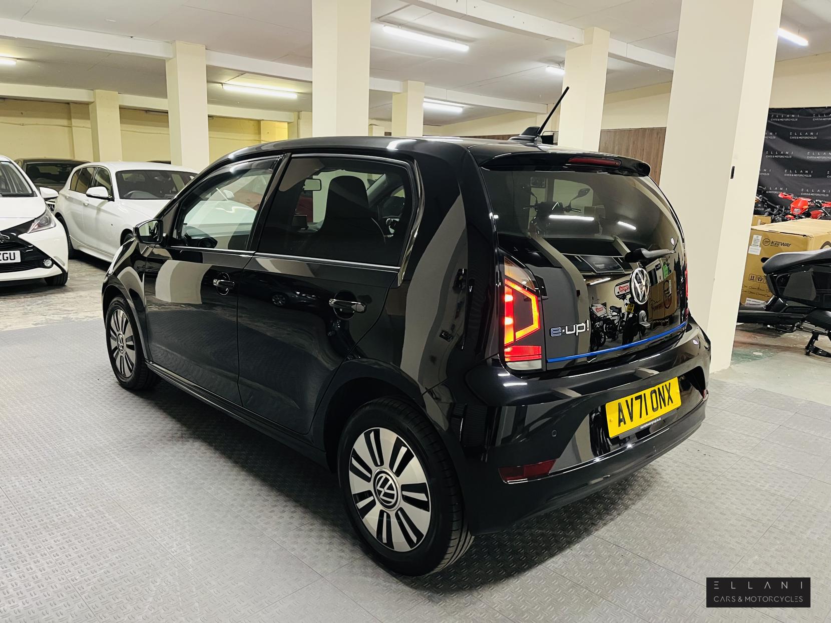 Volkswagen e-up! 36.8kWh e-up! Hatchback 5dr Electric Auto (82 ps)