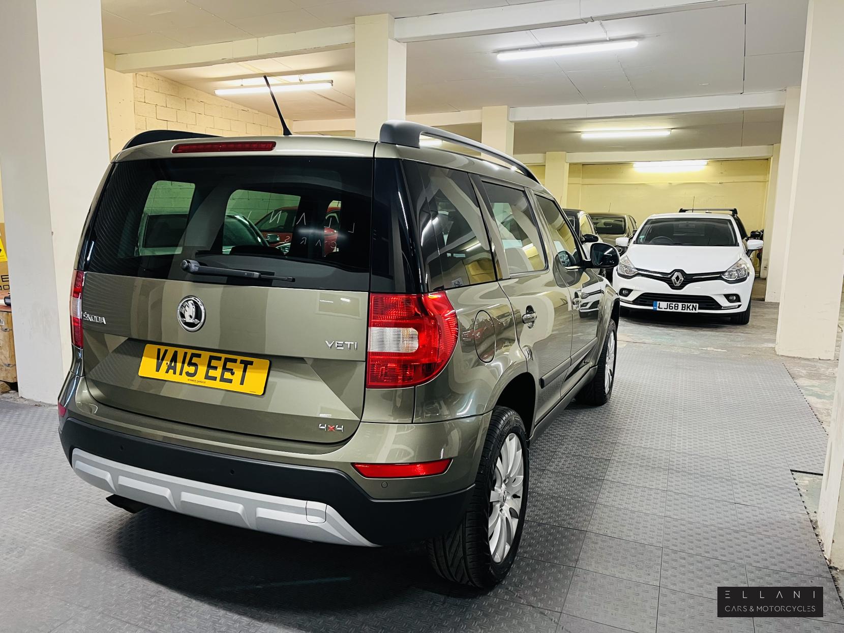 Skoda Yeti 2.0 TDI SE Outdoor 5dr Diesel Manual 4WD Euro 5 (140 ps)