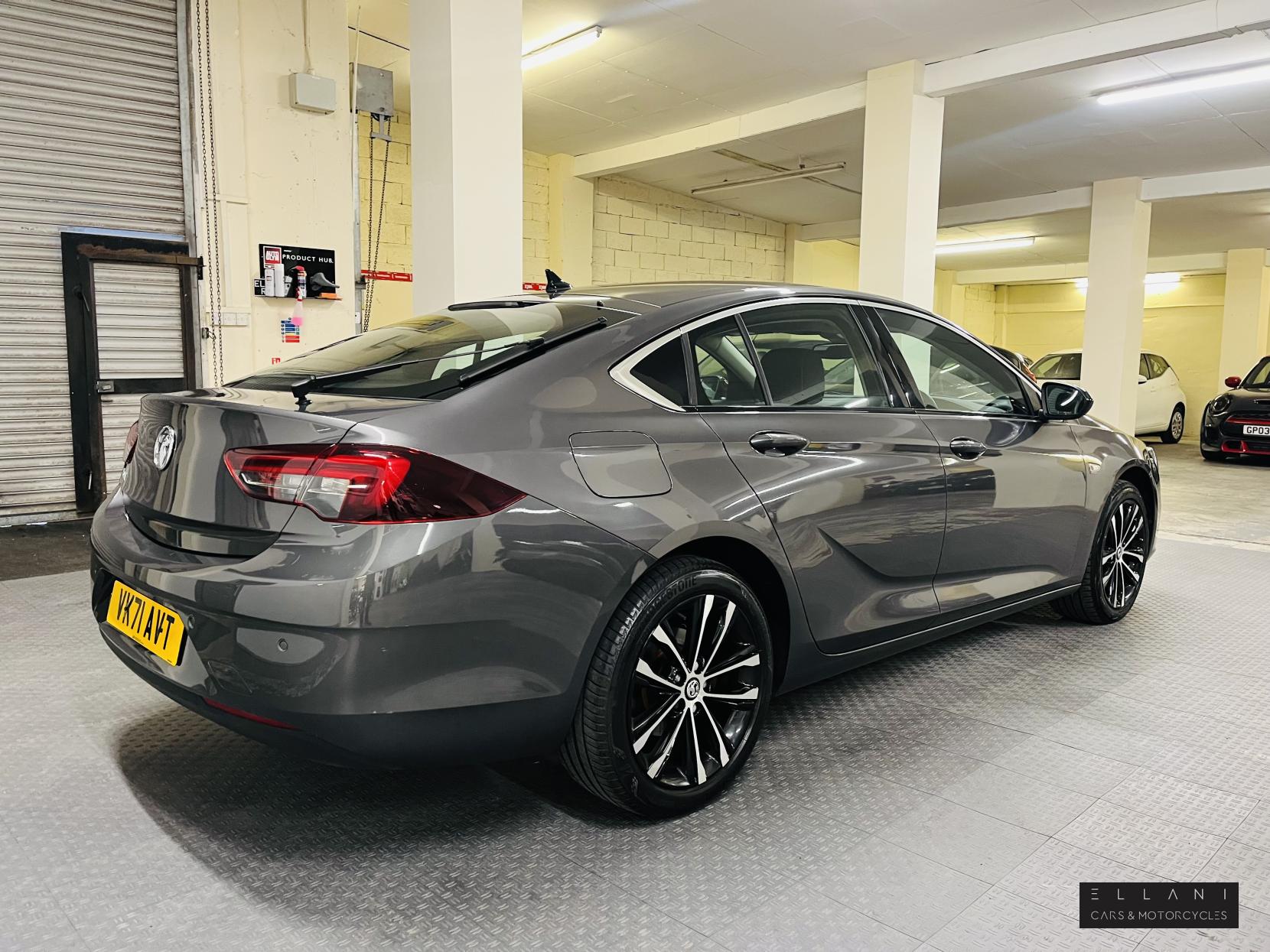 Vauxhall Insignia 1.5 Turbo D SE Edition Grand Sport 5dr Diesel Manual Euro 6 (s/s) (122 ps)