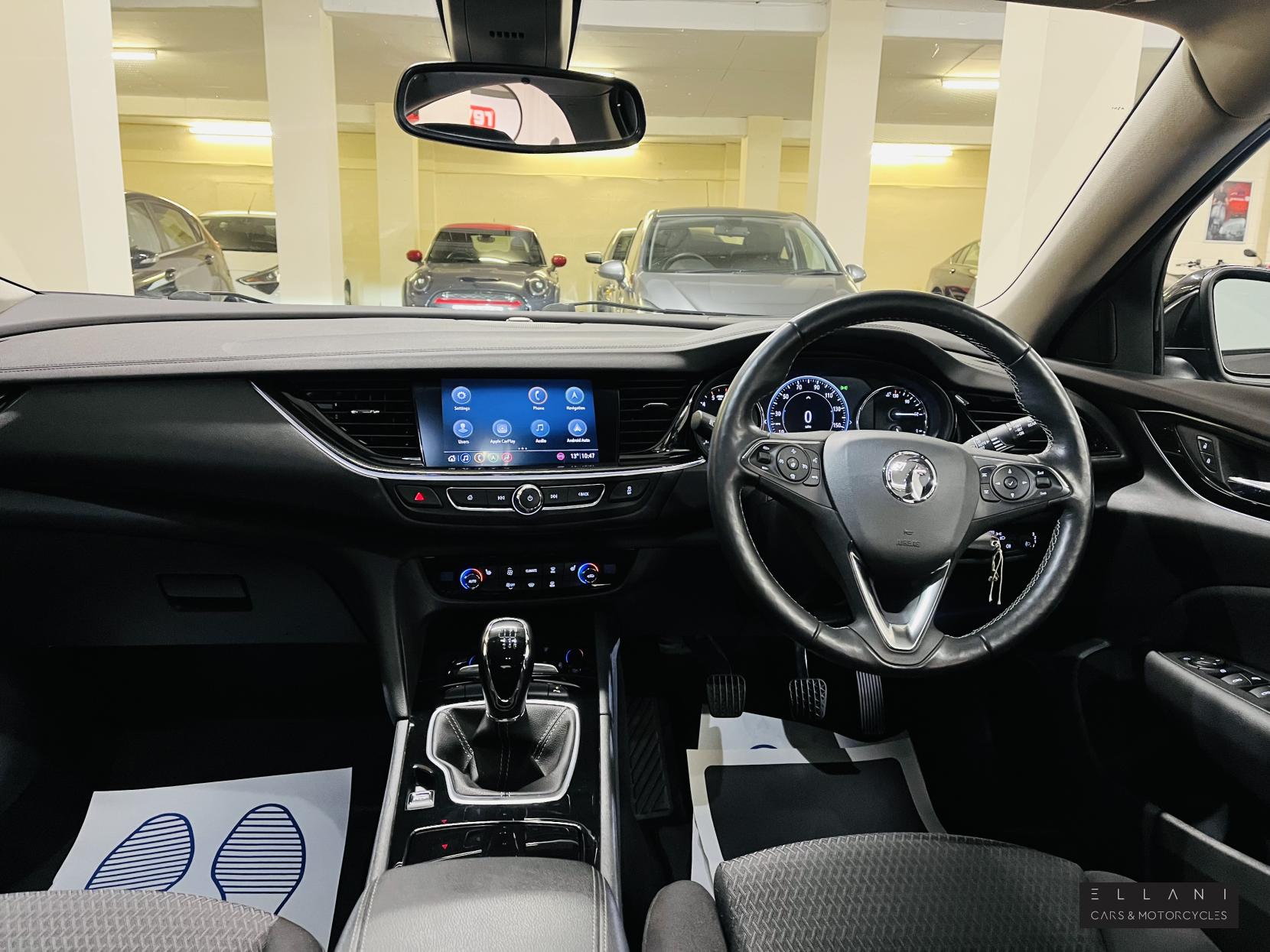 Vauxhall Insignia 1.5 Turbo D SE Edition Grand Sport 5dr Diesel Manual Euro 6 (s/s) (122 ps)