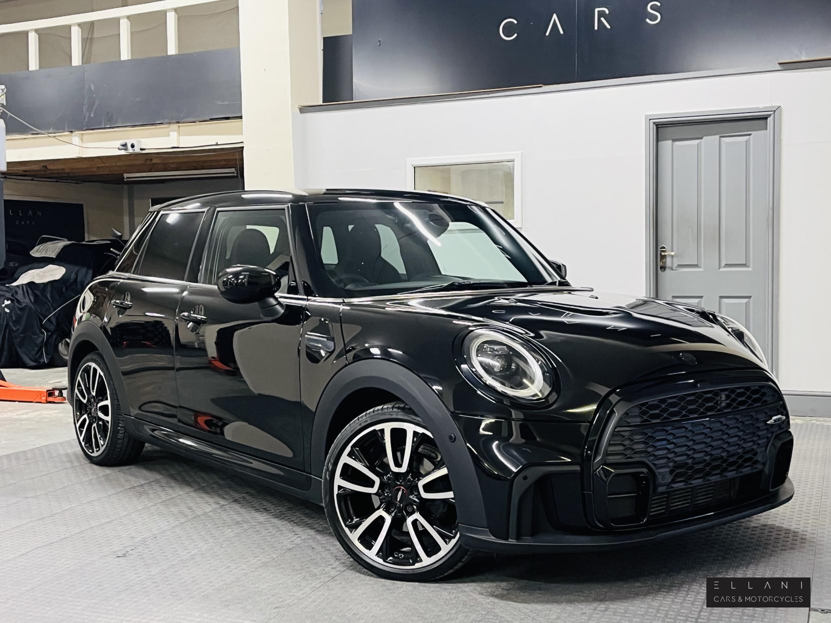 MINI Hatch 1.5 Cooper Sport Hatchback 5dr Petrol Steptronic Euro 6 (s/s) (136 ps)