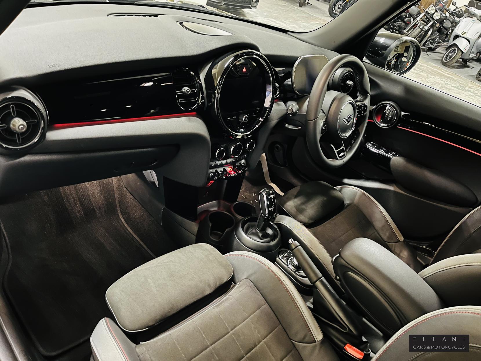 MINI Hatch 1.5 Cooper Sport Hatchback 5dr Petrol Steptronic Euro 6 (s/s) (136 ps)