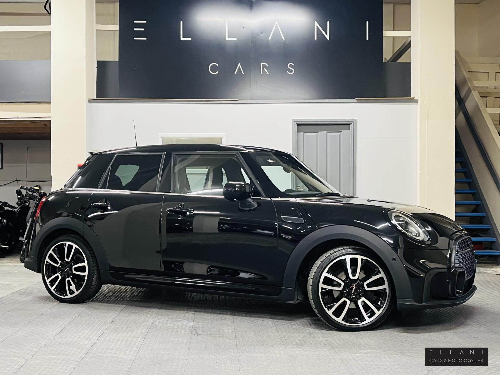 MINI Hatch 1.5 Cooper Sport Hatchback 5dr Petrol Steptronic Euro 6 (s/s) (136 ps)