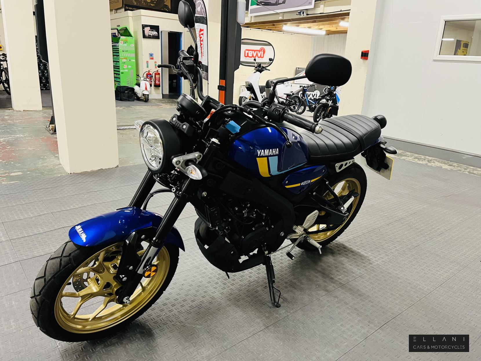 Yamaha XSR125 125 Roadster/Retro Petrol Manual Euro 5 (15 ps)