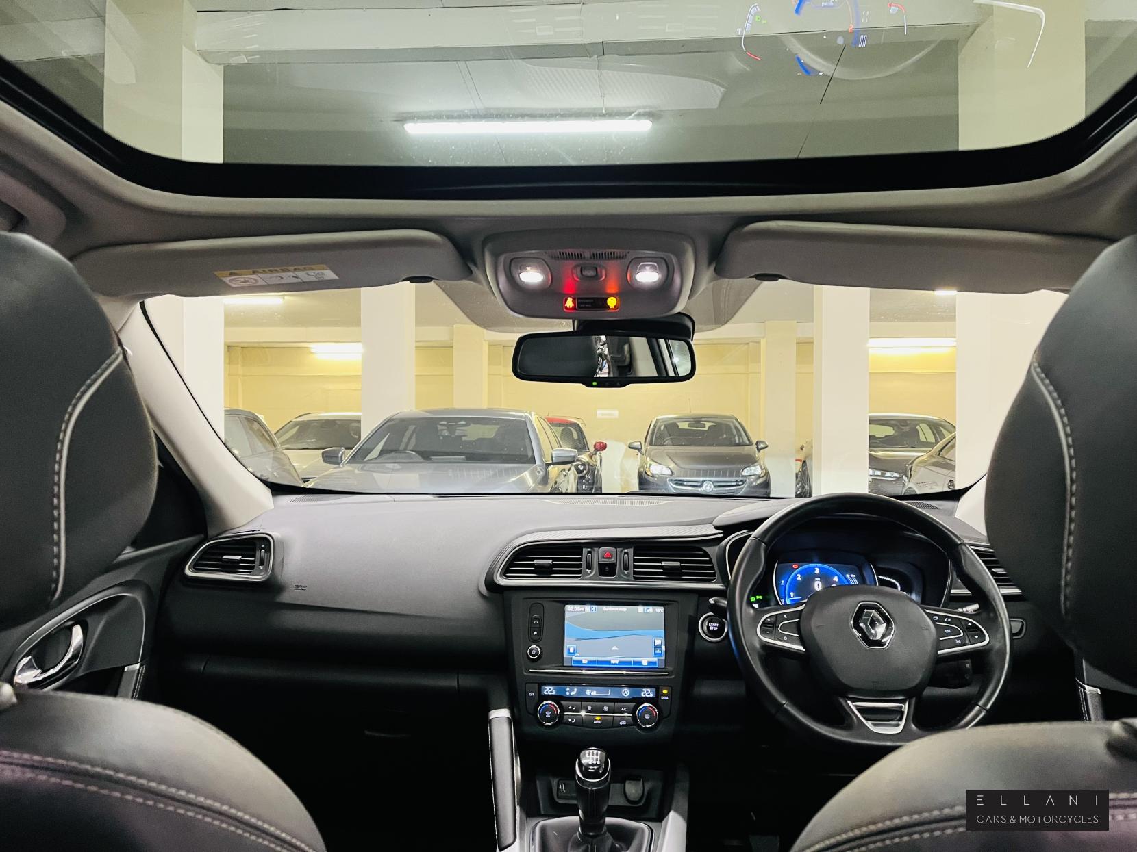 Renault Kadjar 1.5 dCi Signature Nav SUV 5dr Diesel Manual Euro 6 (s/s) (110 ps)