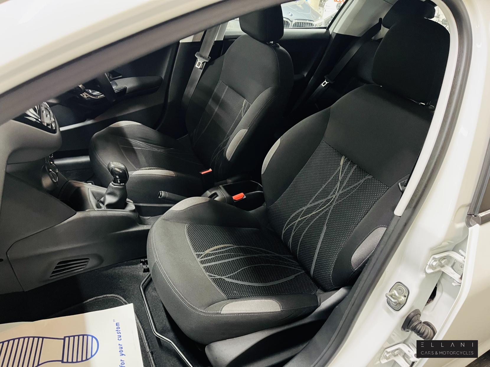 Peugeot 208 1.0 VTi Active Hatchback 5dr Petrol Manual Euro 5 (68 ps)